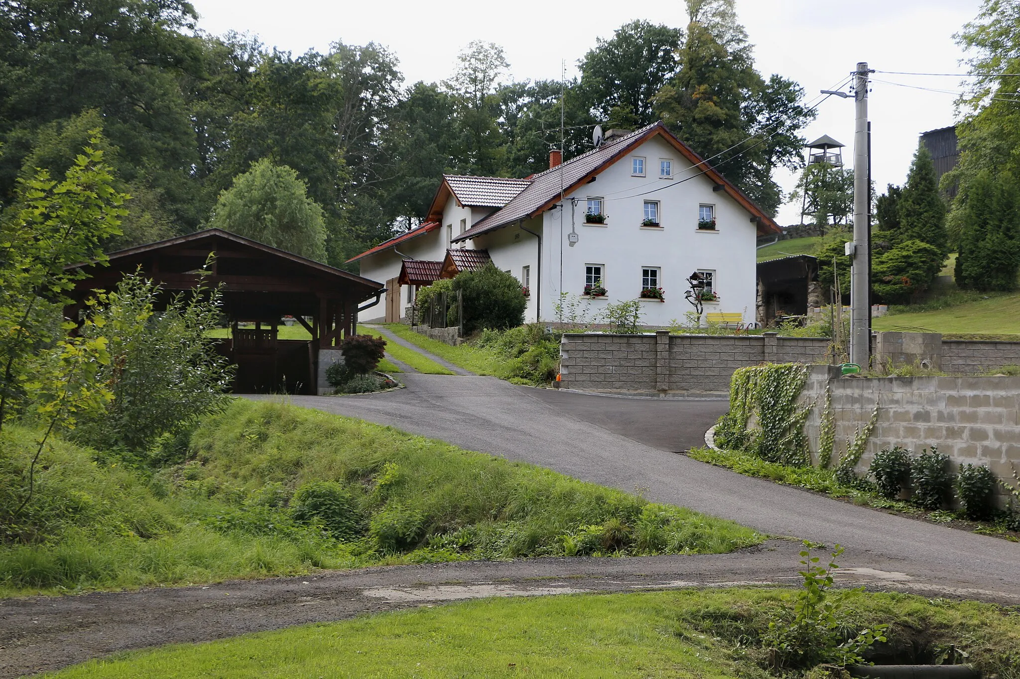 Photo showing: Mlatce, part of Františkov nad Ploučnicí, Czech Republic.