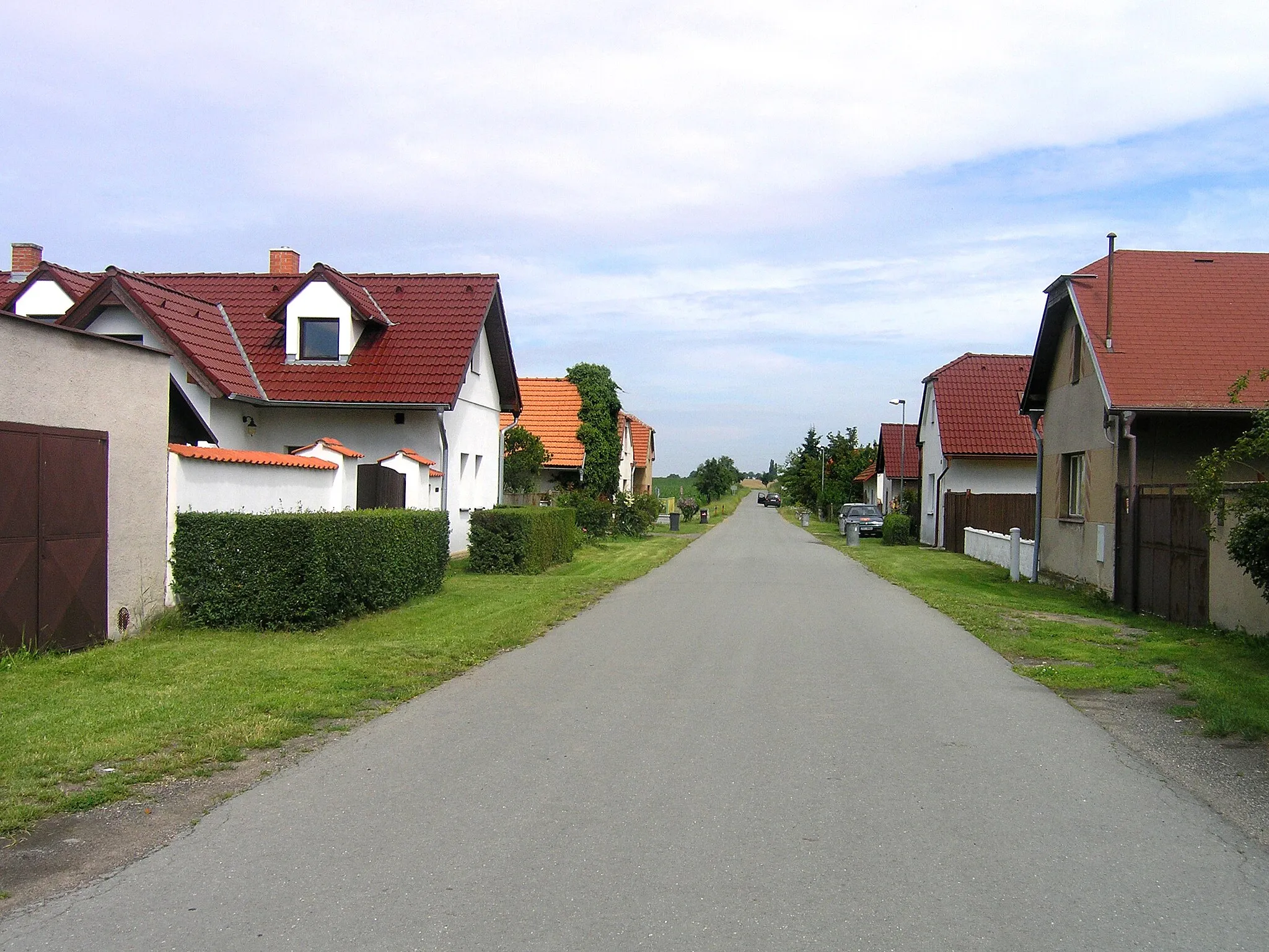 Photo showing: North part of Polní Chrčice, Czech Republic