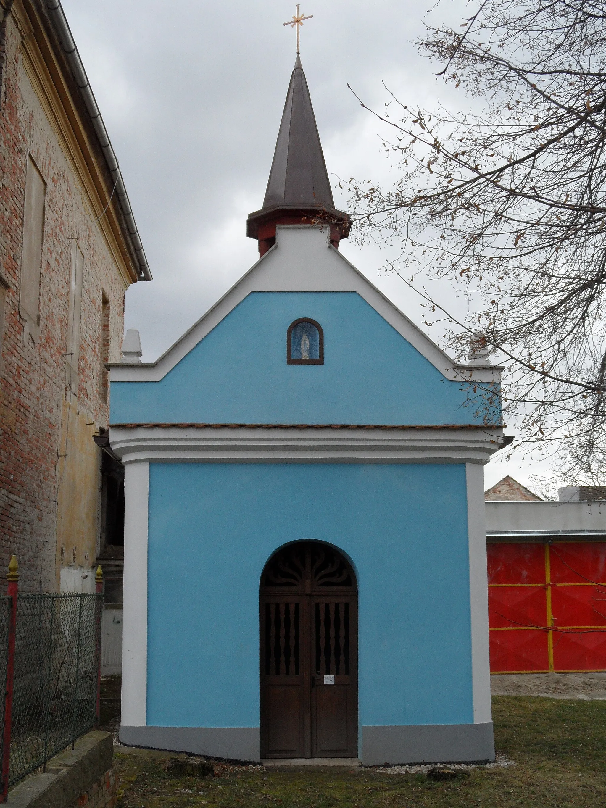 Photo showing: Břežany I   A. Chapel in the Centre of Village, Kolín District, the Czech Republic.