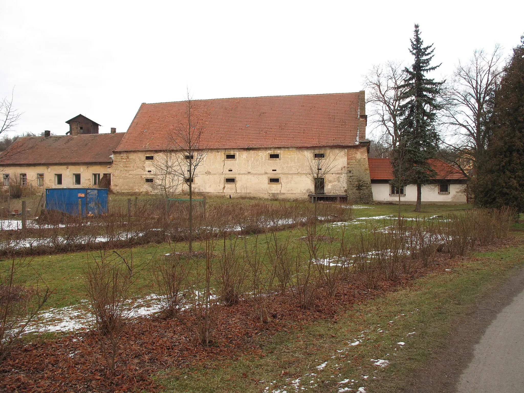 Photo showing: Farmhousein Žerčice. District of Mladá Boleslav, Czech Republic.