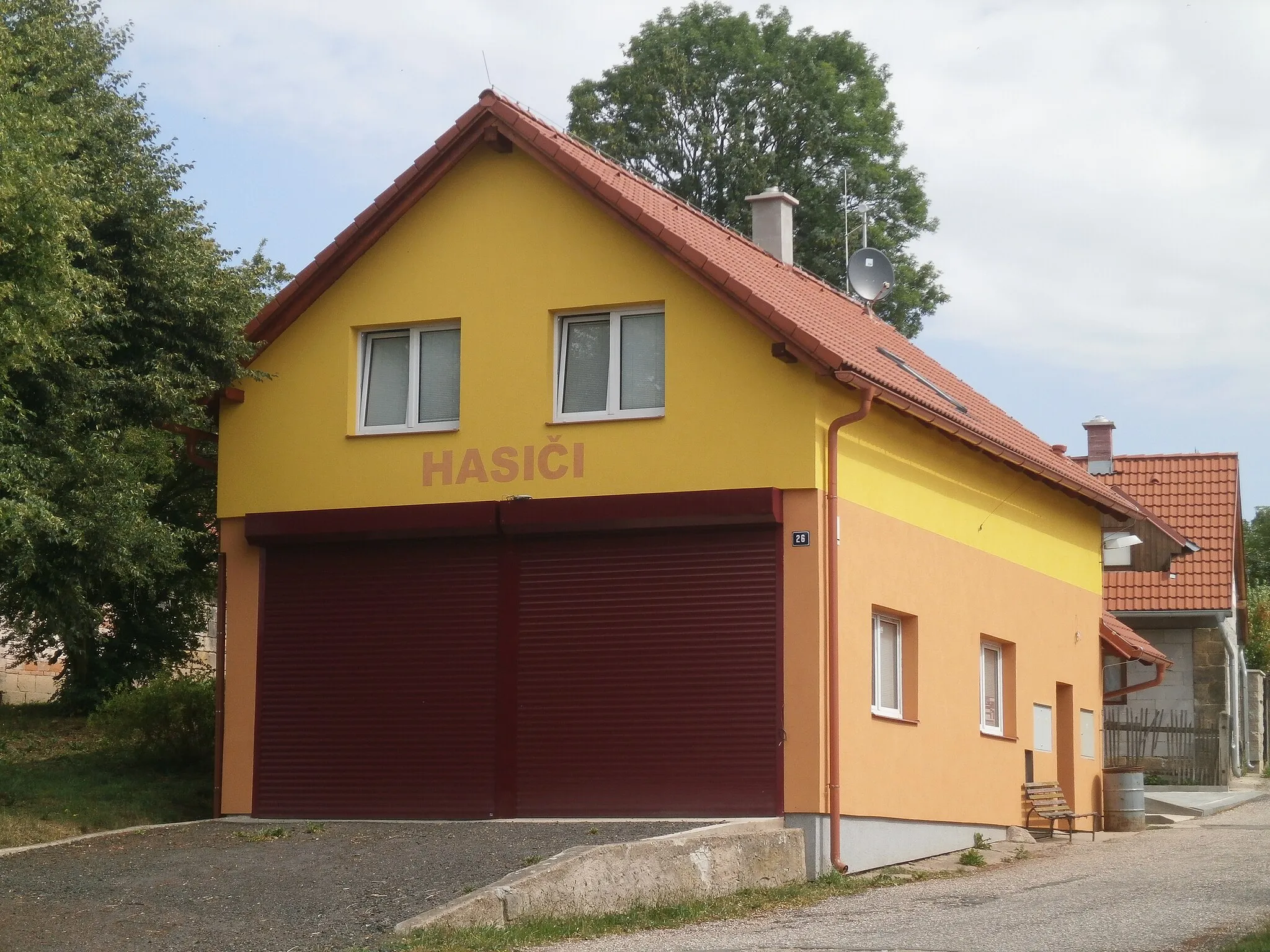 Photo showing: Horní Bousov - hasičská zbrojnice, č.p.26