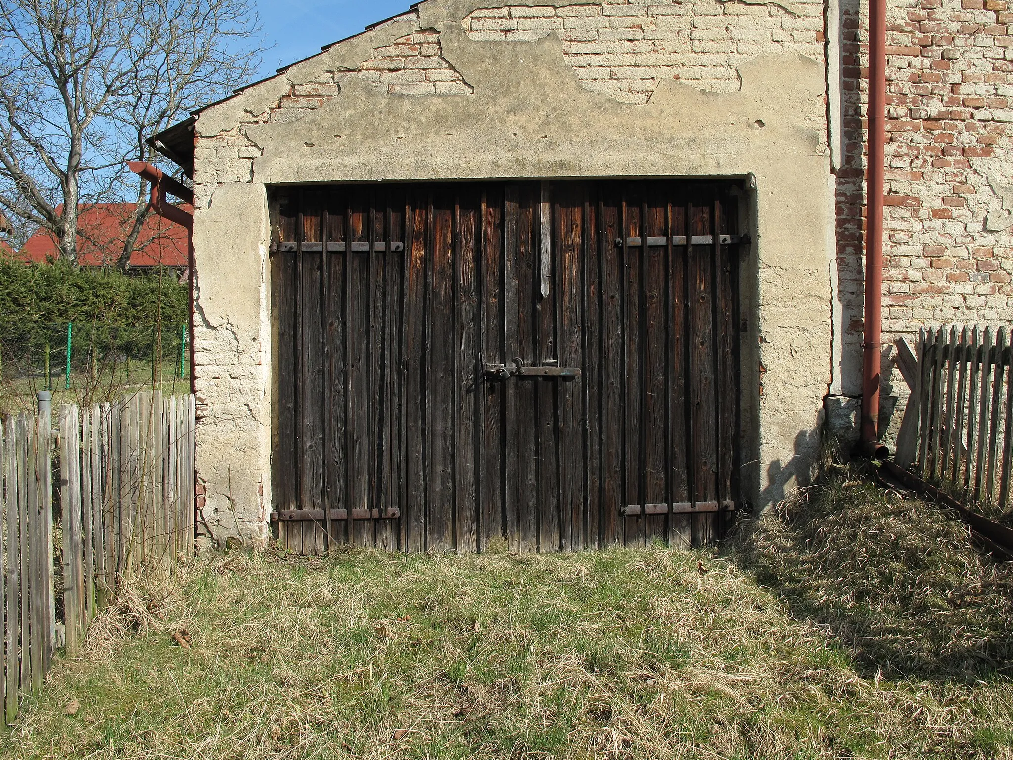 Photo showing: Gatein Chocnějovice. District of Mladá Boleslav, Czech Republic.