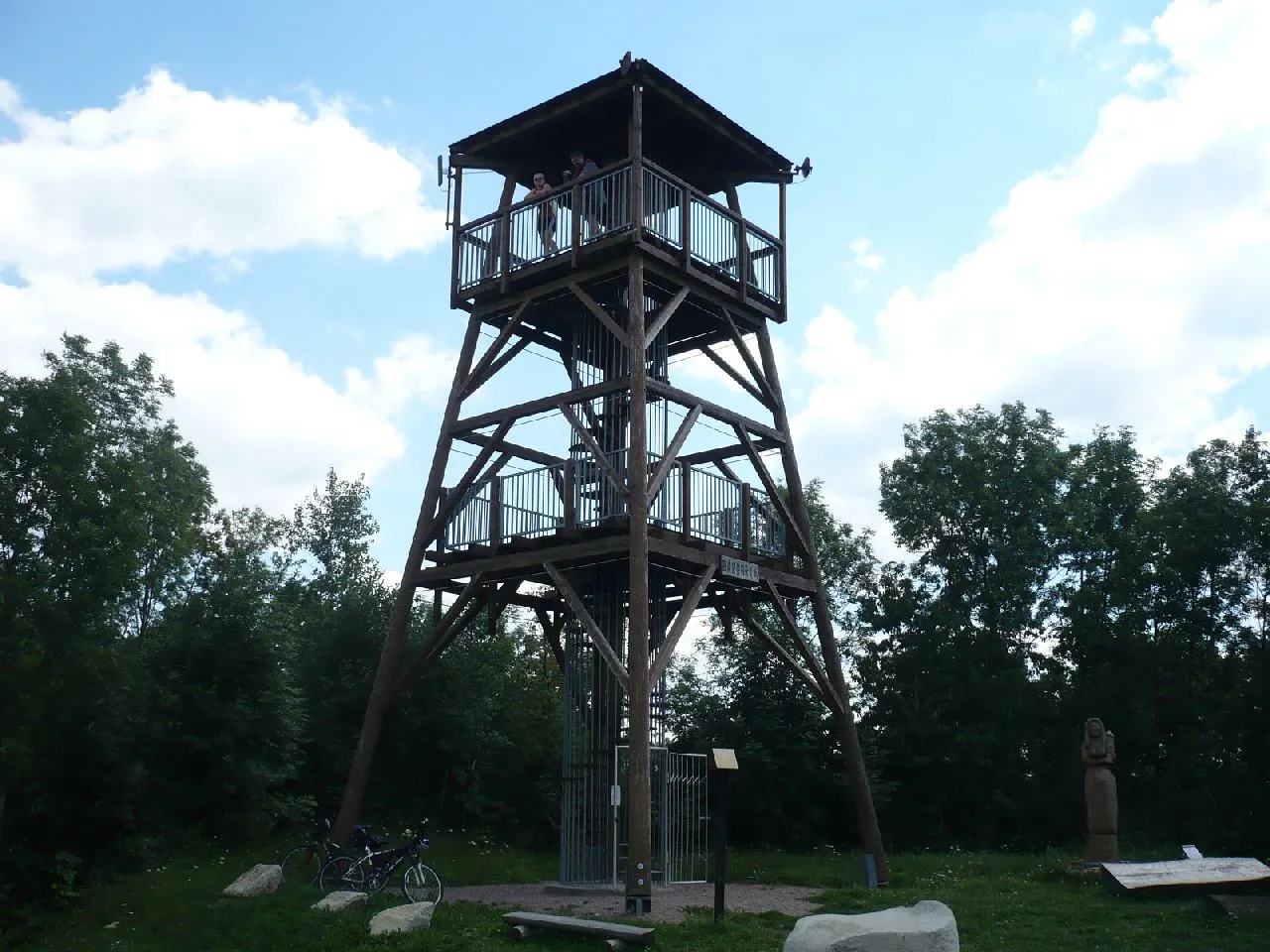 Photo showing: Barborka observation tower - view from south