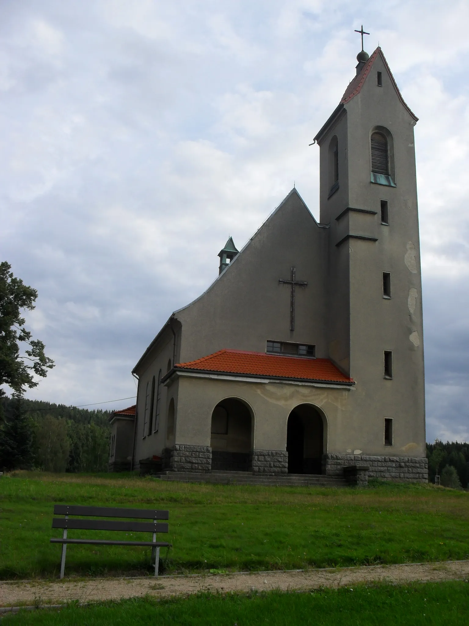 Photo showing: Kostel Panny Marie Pomocnice křesťanů v Nové Vsi nad Nisou