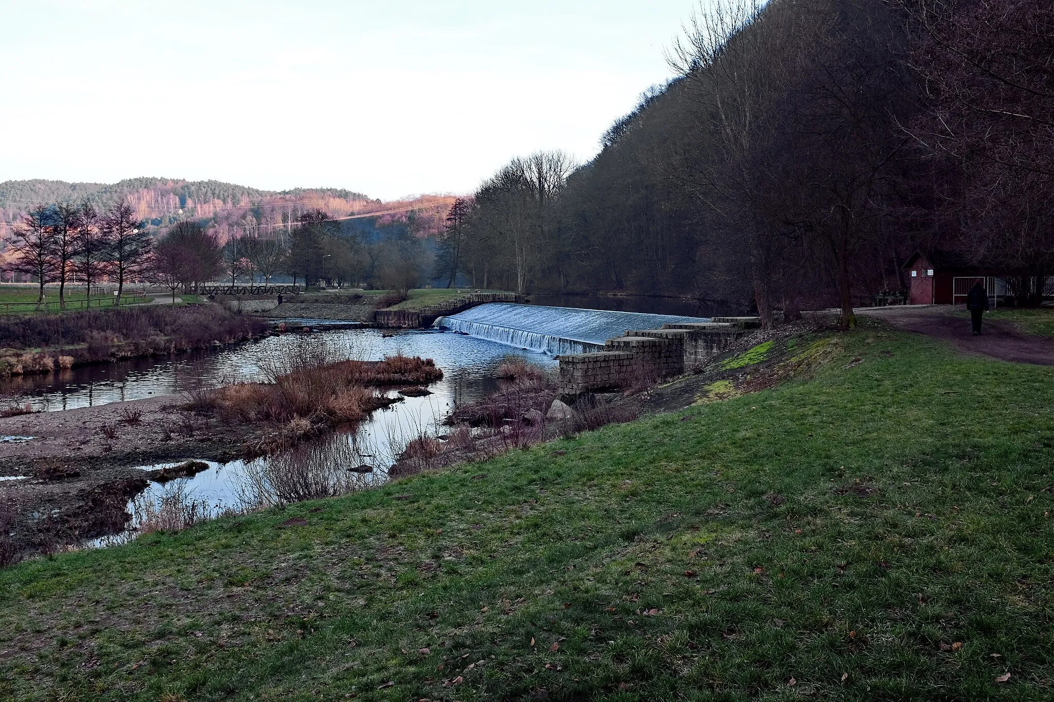 Photo showing: Řeka Jizera v Turnově - Dolánkách, okres Semily