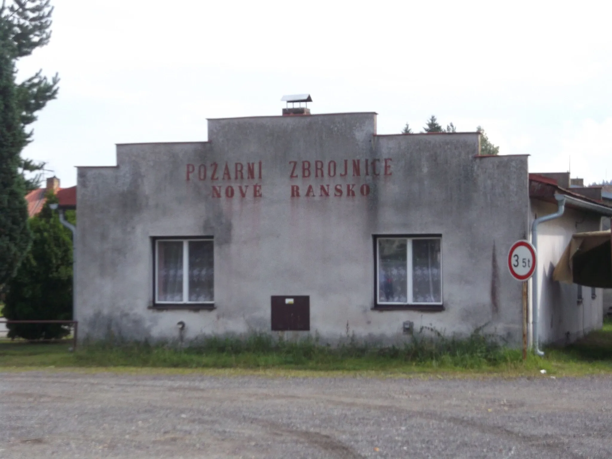 Photo showing: Nové Ransko - požární zbrojnice
