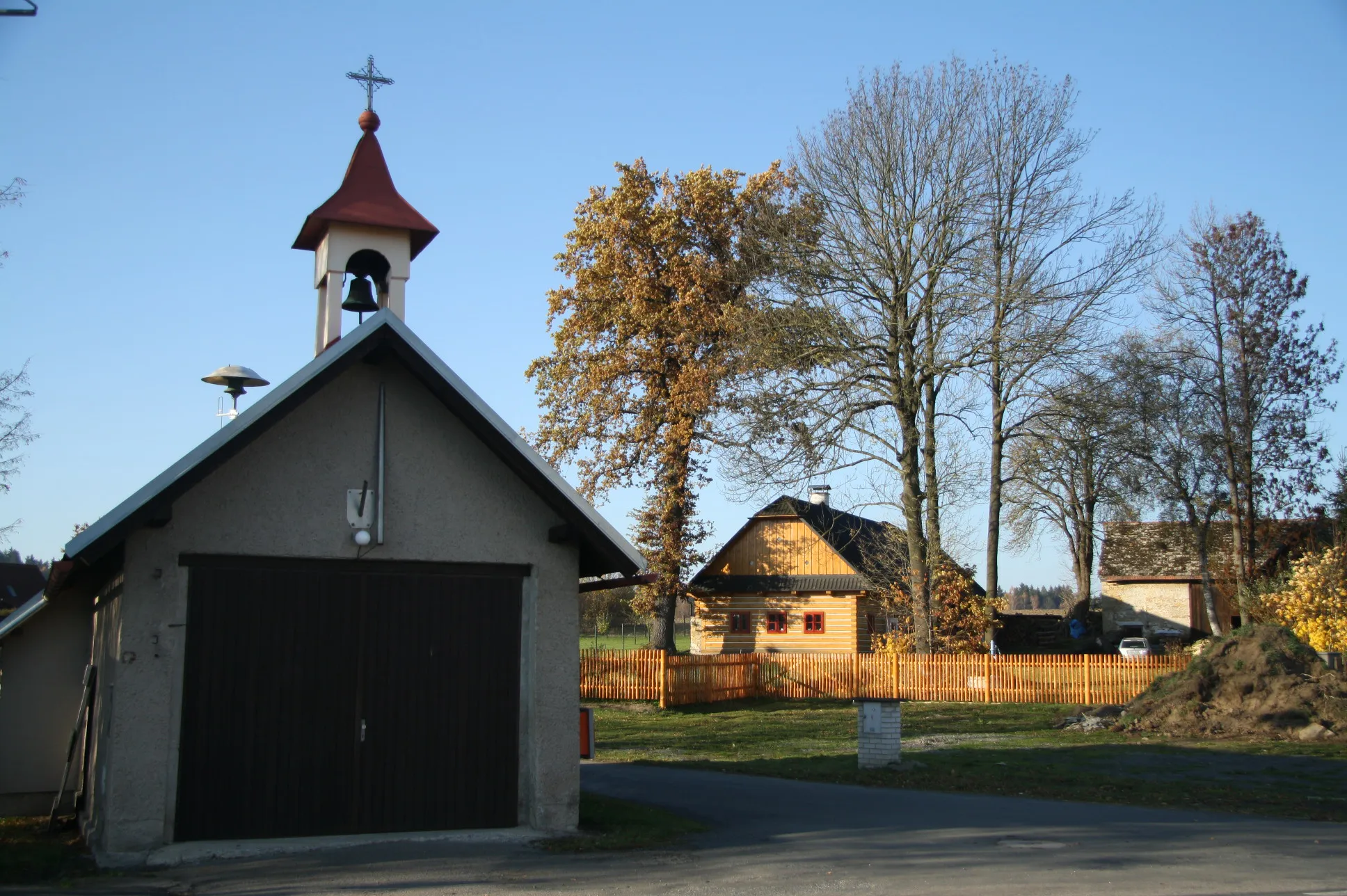 Photo showing: Bell tower in Údavy, Ždírec nad Sázavou, Havlíčkův Brod district.