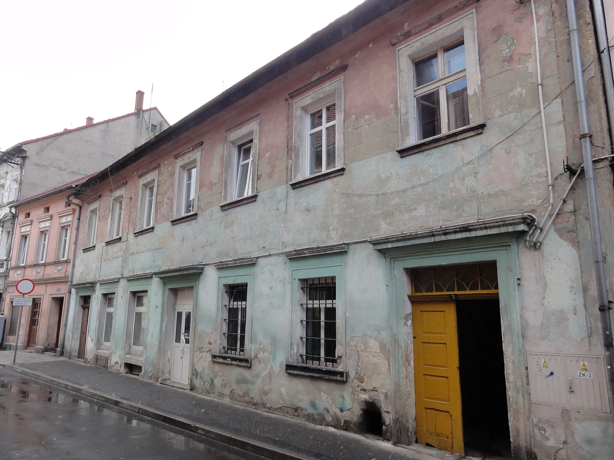 Photo showing: Leśna, ul. Żeromskiego 3 - dom, k. XVIII w. (zabytek nr 333/1198/J)