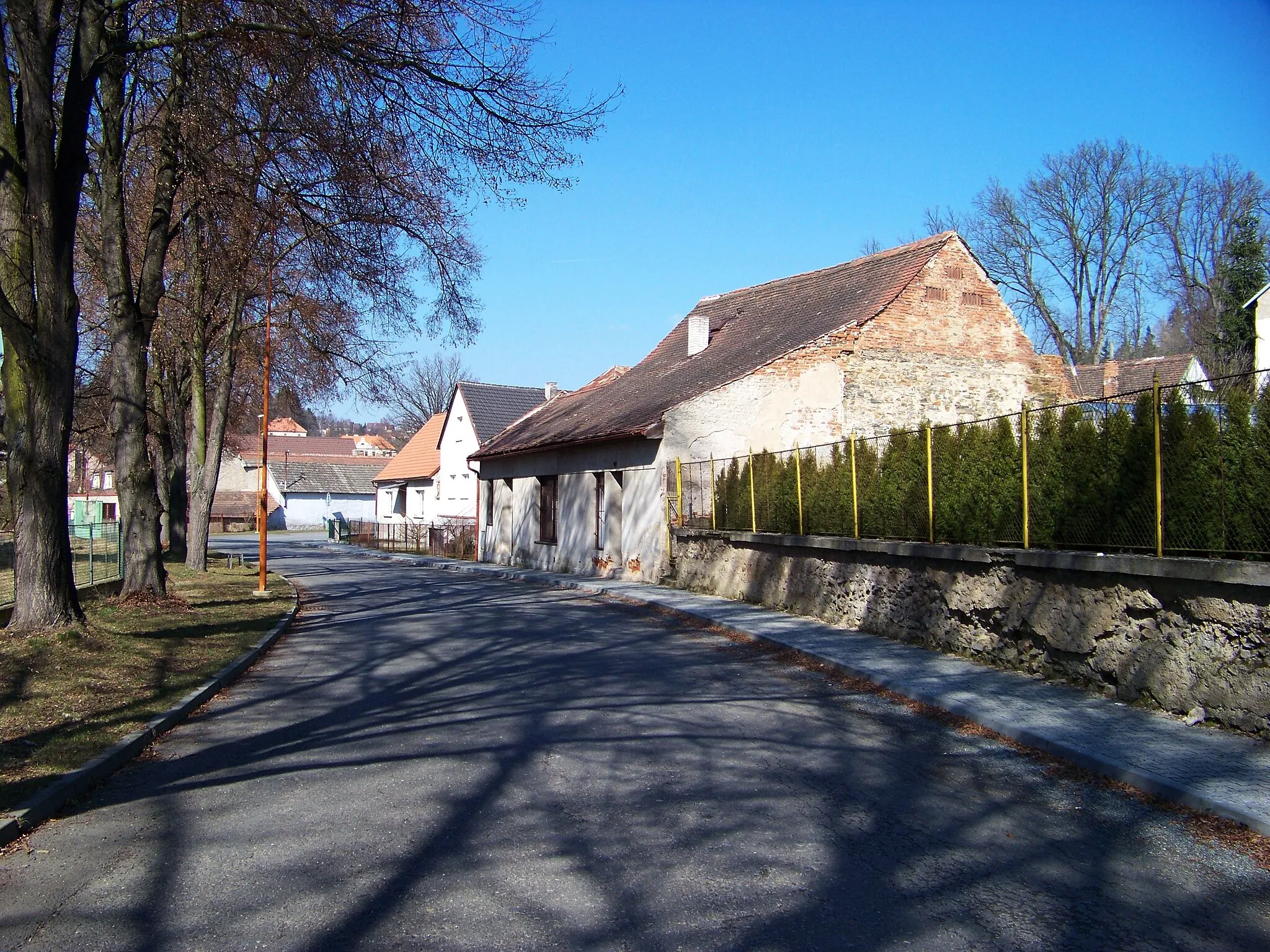 Photo showing: Zruč nad Sázavou, Kutná Hora District, Central Bohemian Region, the Czech Republic. Nádražní 39.