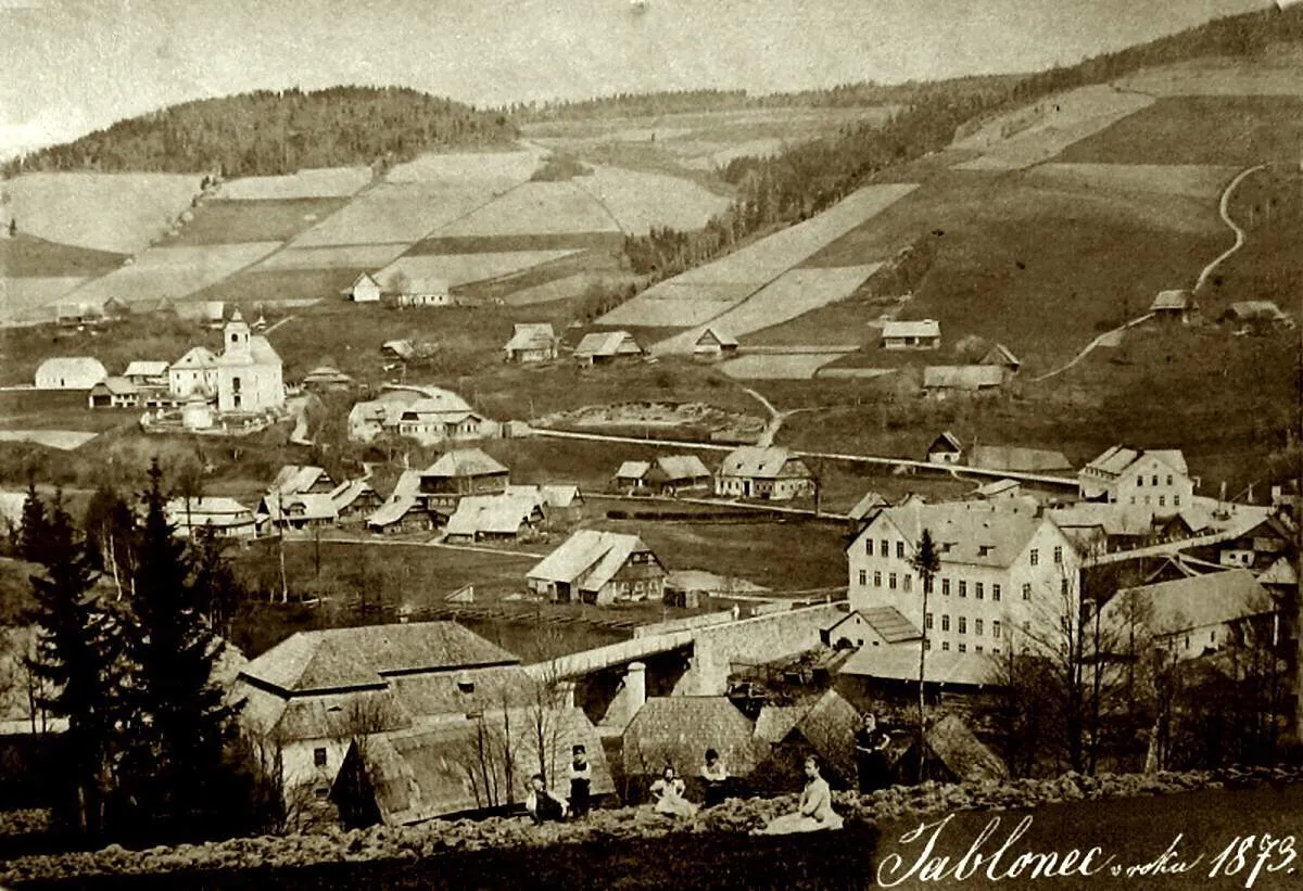 Photo showing: View from "Dolní tříče"