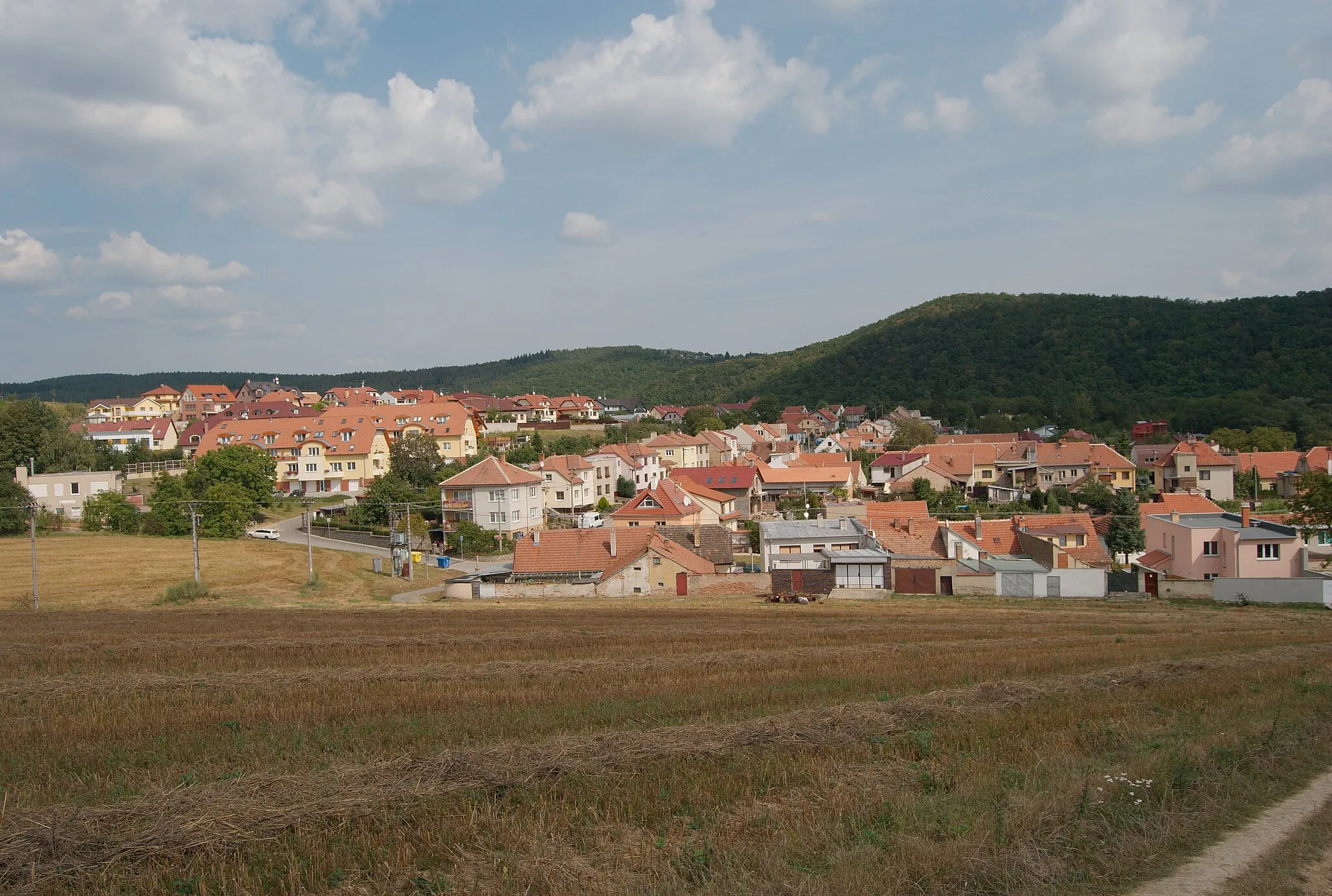 Photo showing: Brno-Kníničky