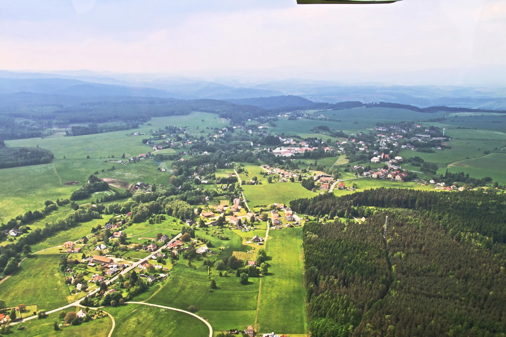 Photo showing: Village Kocléřov near of town Dvůr Králové nad Labem from air, eastern Bohemia, Czech Republic