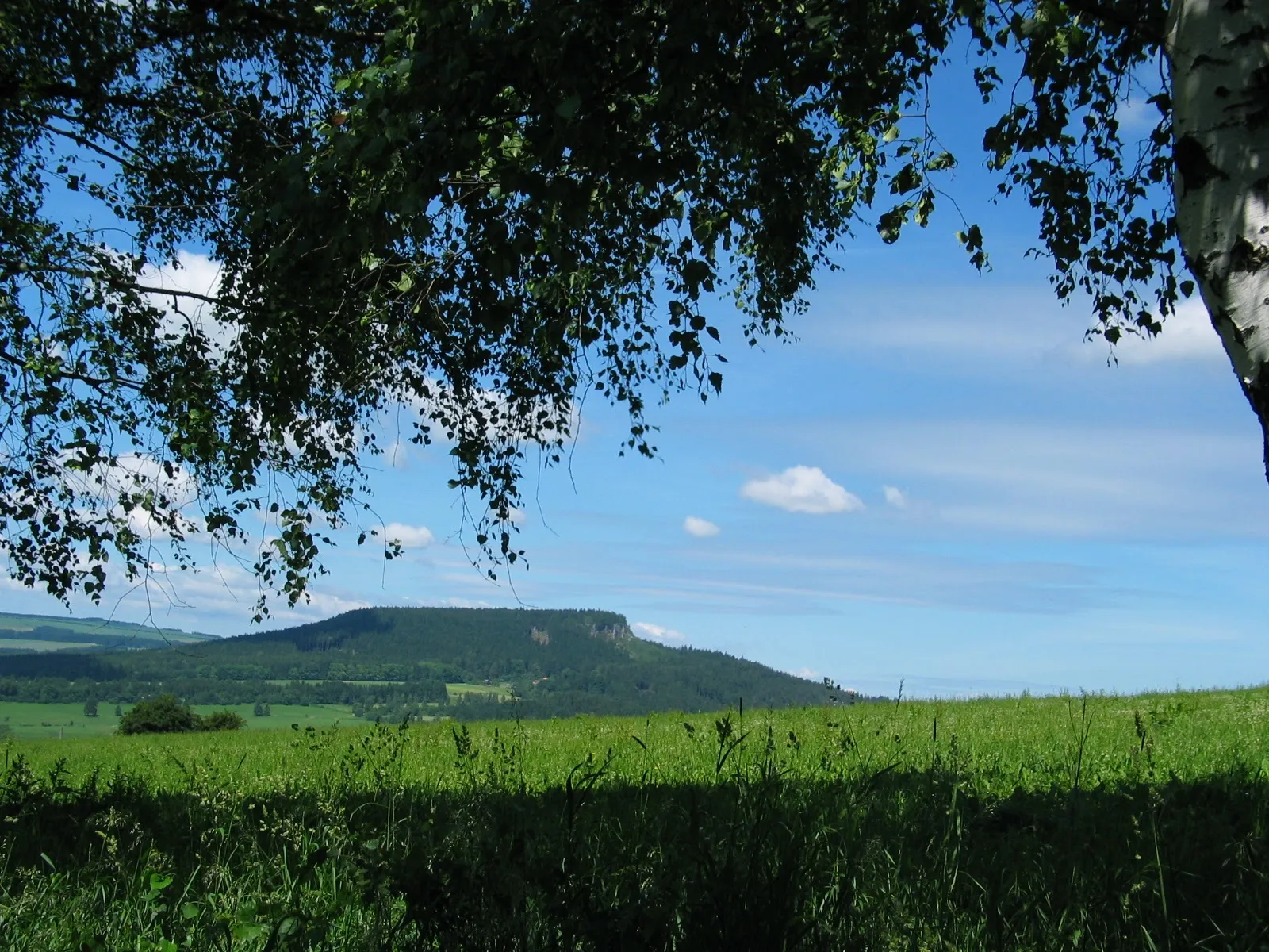 Photo showing: Ostaš: celkový pohled