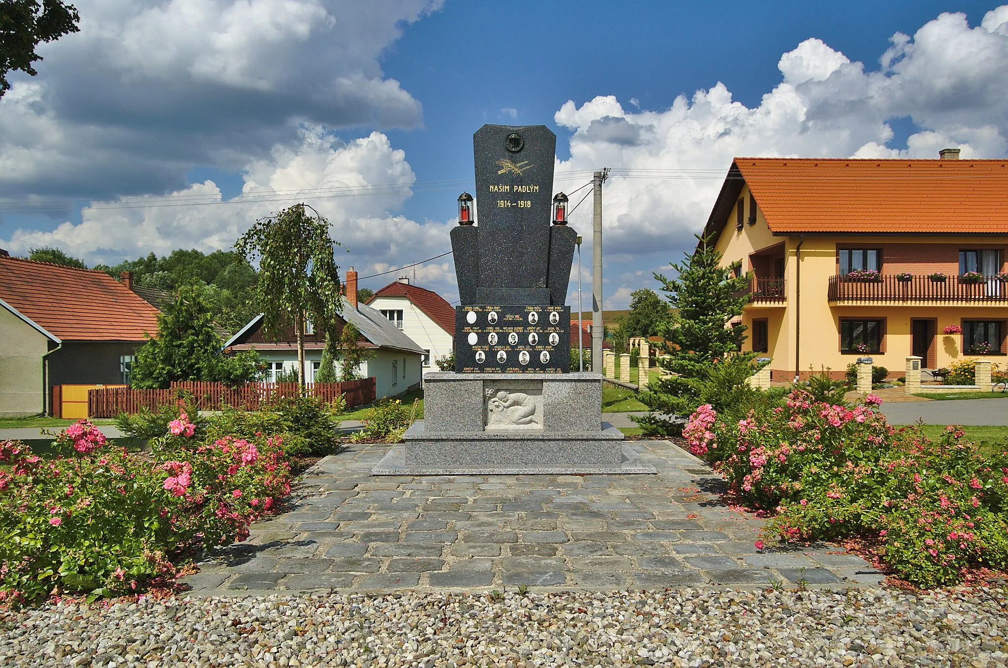 Photo showing: Památník obětem první světové války na Hrochově, Lipová, okres Prostějov