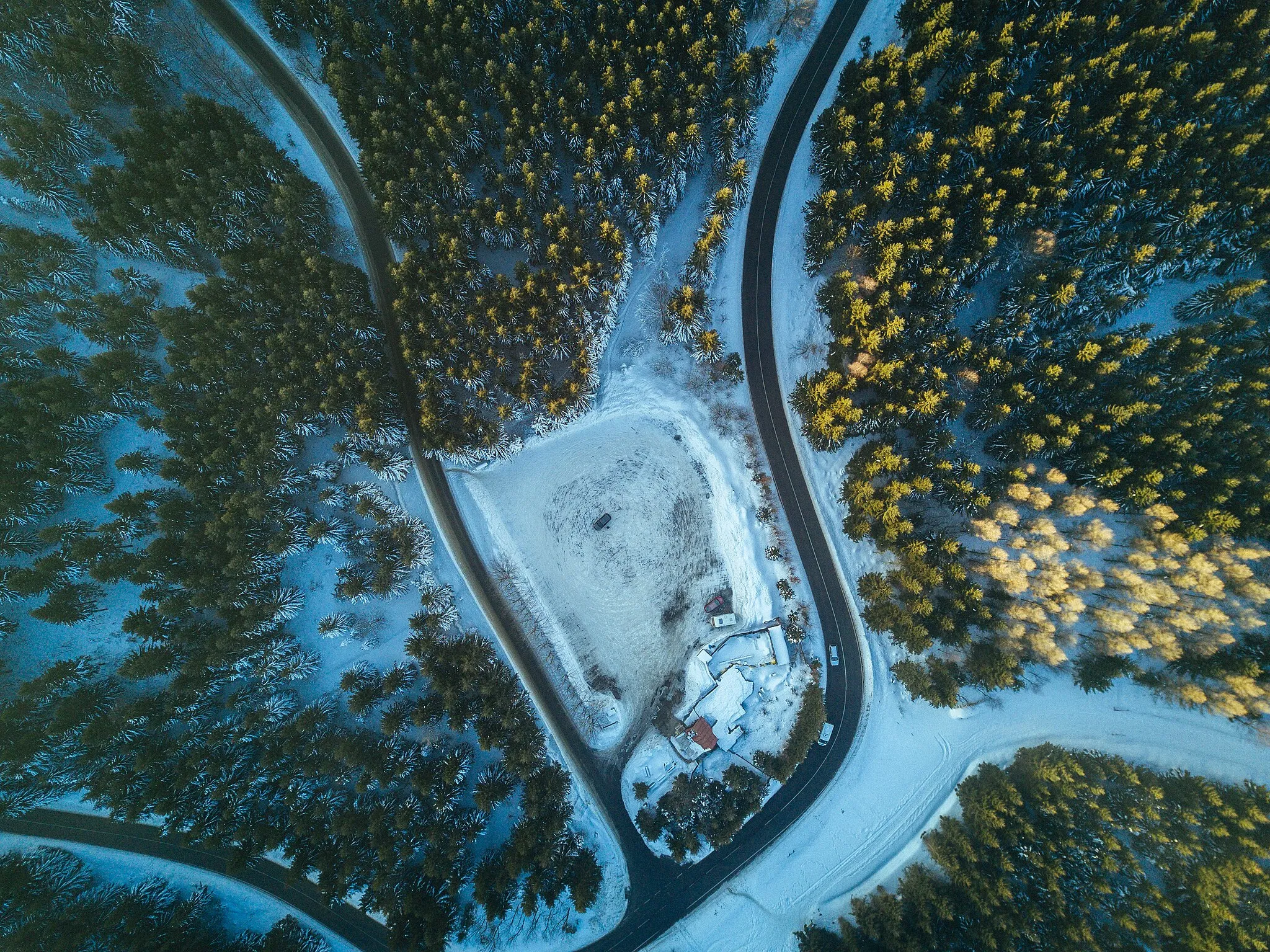 Photo showing: Parkoviště Výpřež, Kryštofovo Údolí / Liberec-Horní Hanychov.