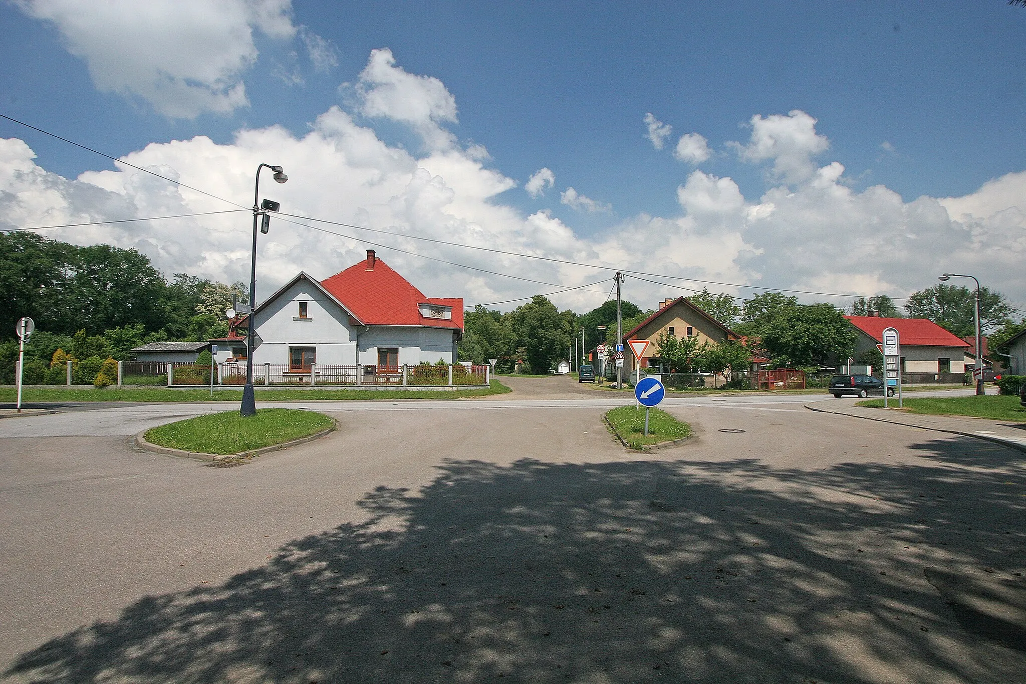 Photo showing: Březhrad, Grégrovo náměstí čp. 77
Camera location 50° 10′ 27.89″ N, 15° 47′ 28.65″ E View this and other nearby images on: OpenStreetMap 50.174414;   15.791292

This file was created as a part of the photographic program of Wikimedia Czech Republic. Project: Foto českých obcí The program supports Wikimedia Commons photographers in the Czech Republic.