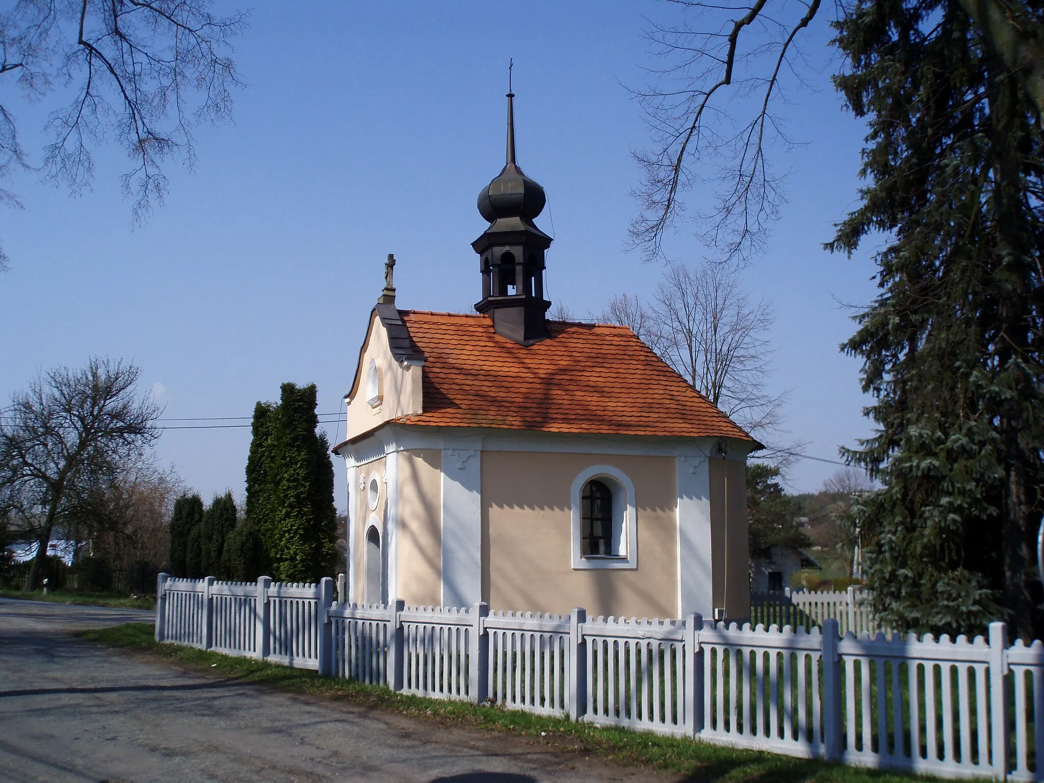 Photo showing: Kaplička (Bělečko)