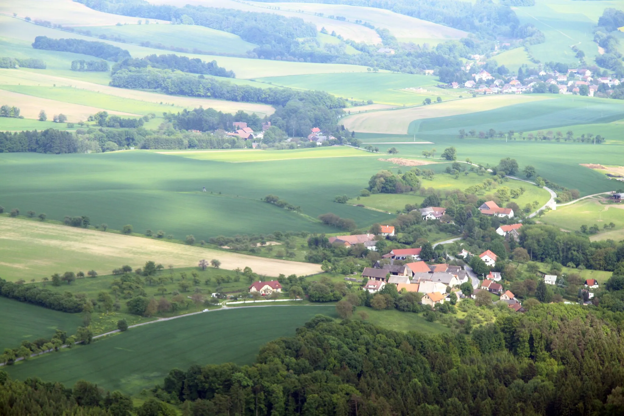Photo showing: Village Zákraví near of town Nové Město nad Metují from air, eastern Bohemia, Czech Republic