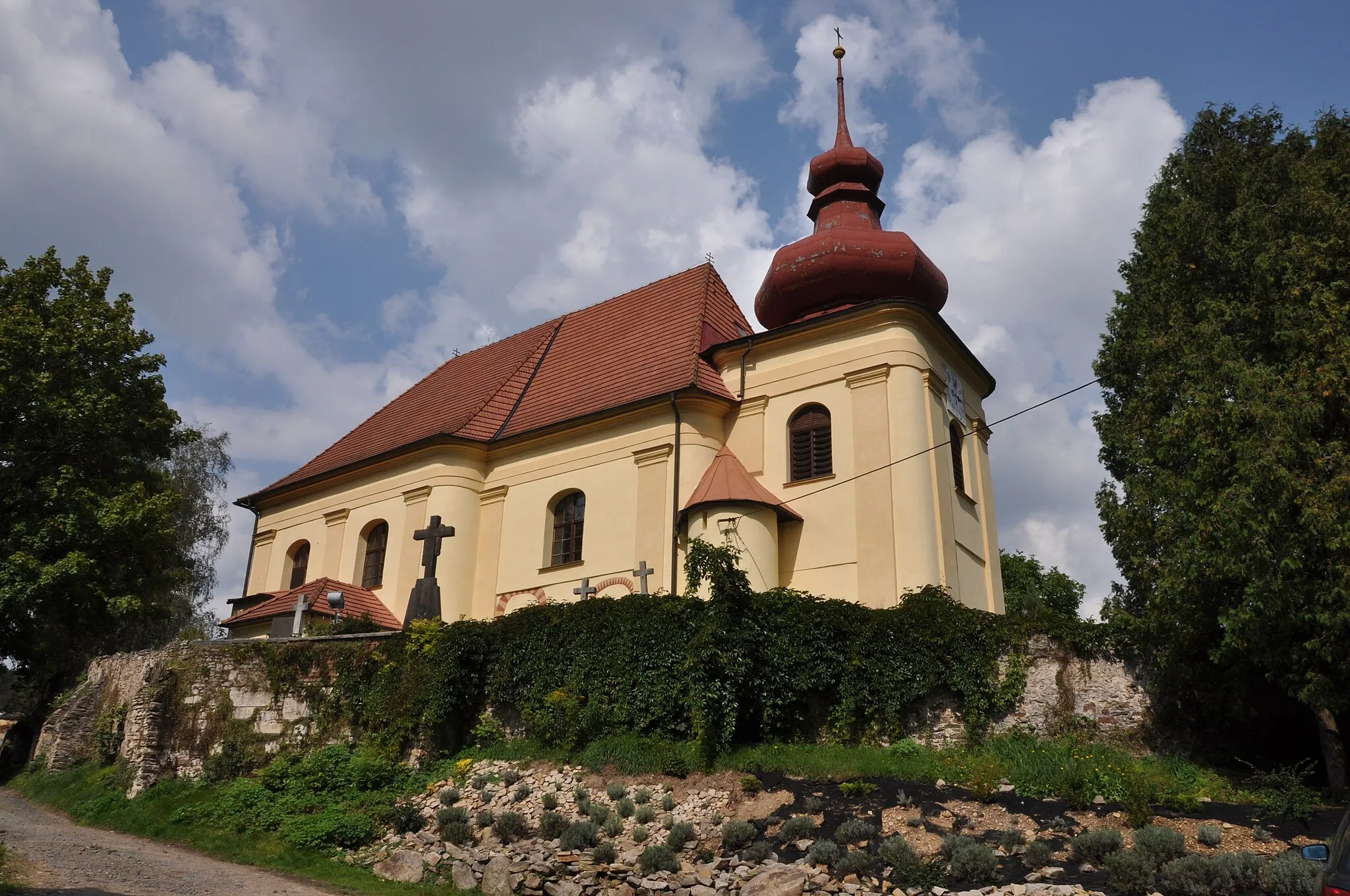 Photo showing: Dalečín kostel.