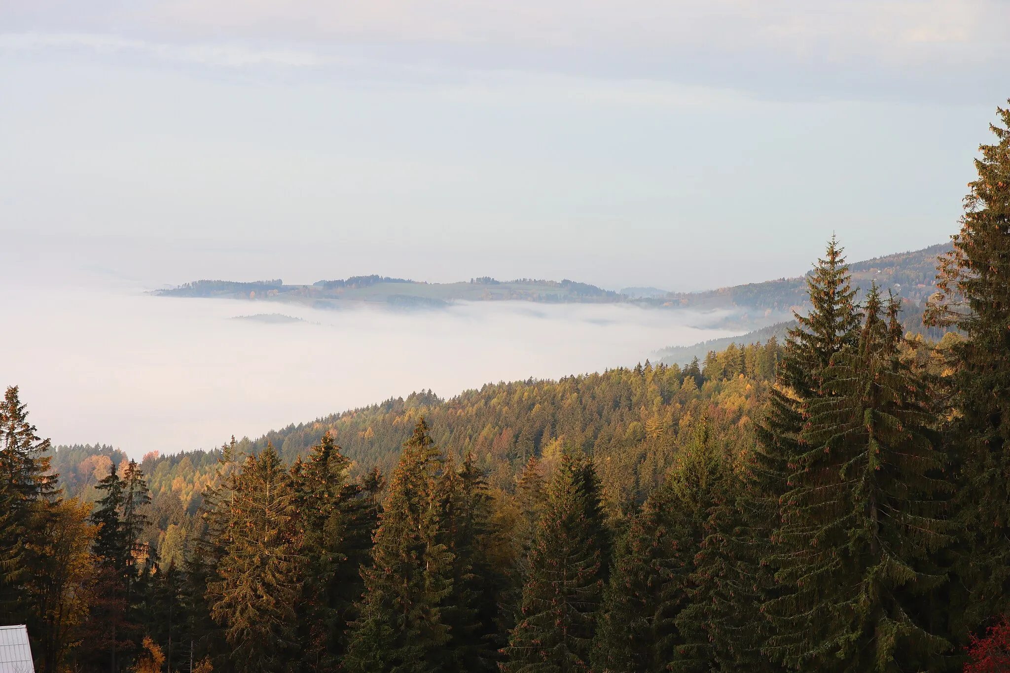 Photo showing: View from Bönischovy boudy ("Bönisch's mountain huts") in the Giant Mountains