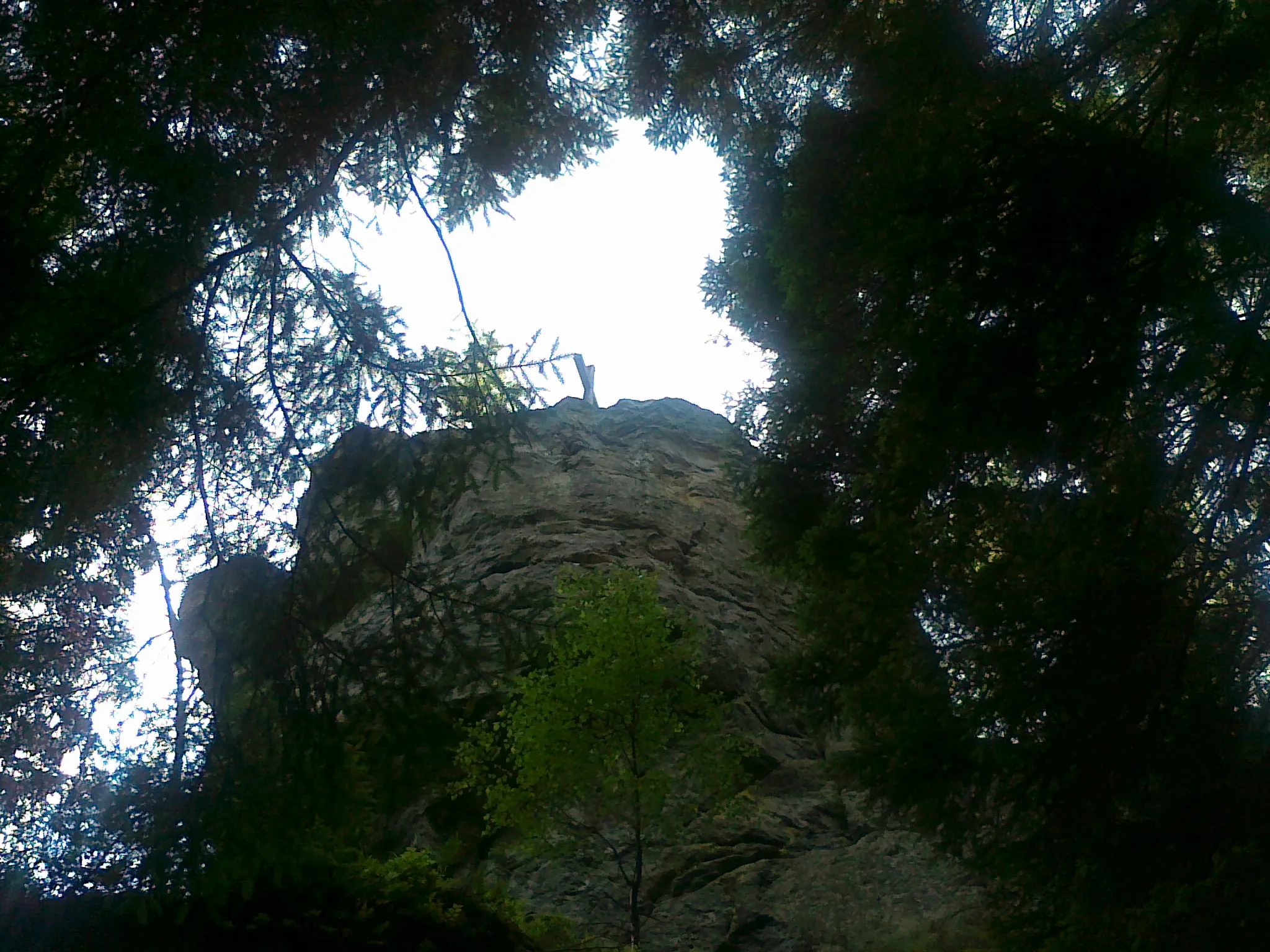 Photo showing: Widok na szczyt Rolandův kámen