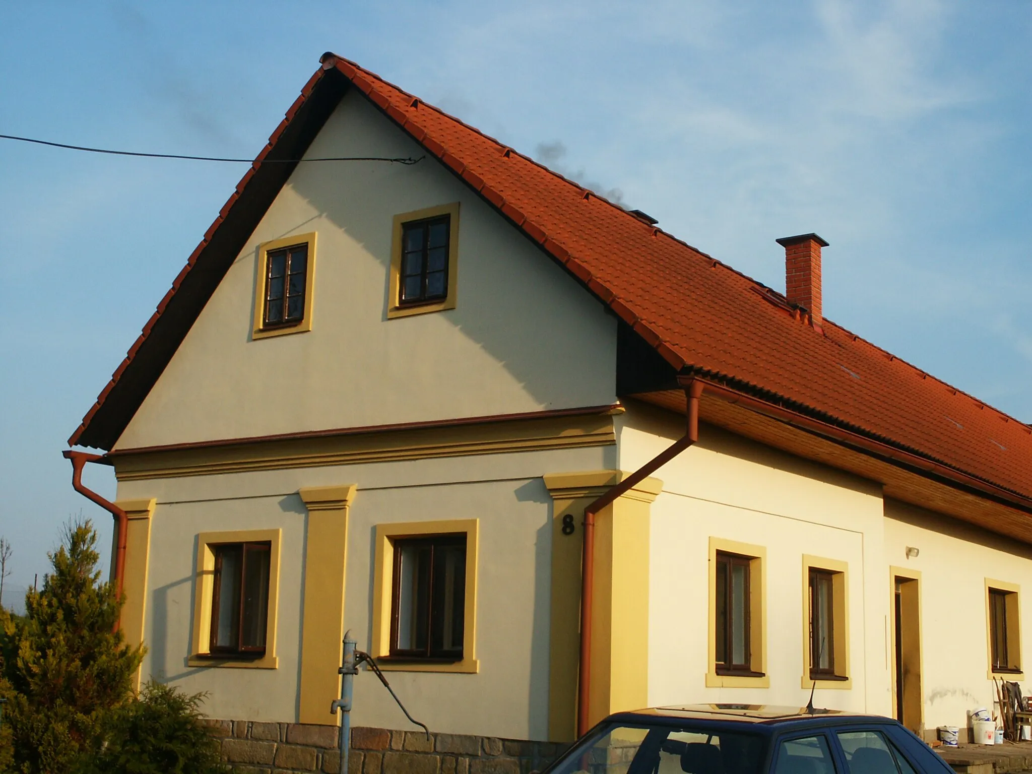 Photo showing: Moravčice - č.p.8