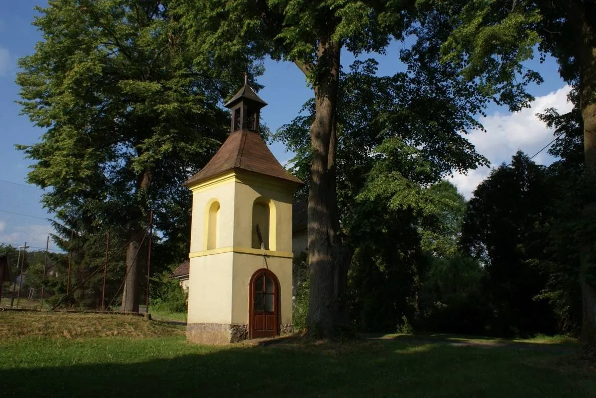 Photo showing: Chapel-shrine in Seč in Chrudim District – entry no. 26263.