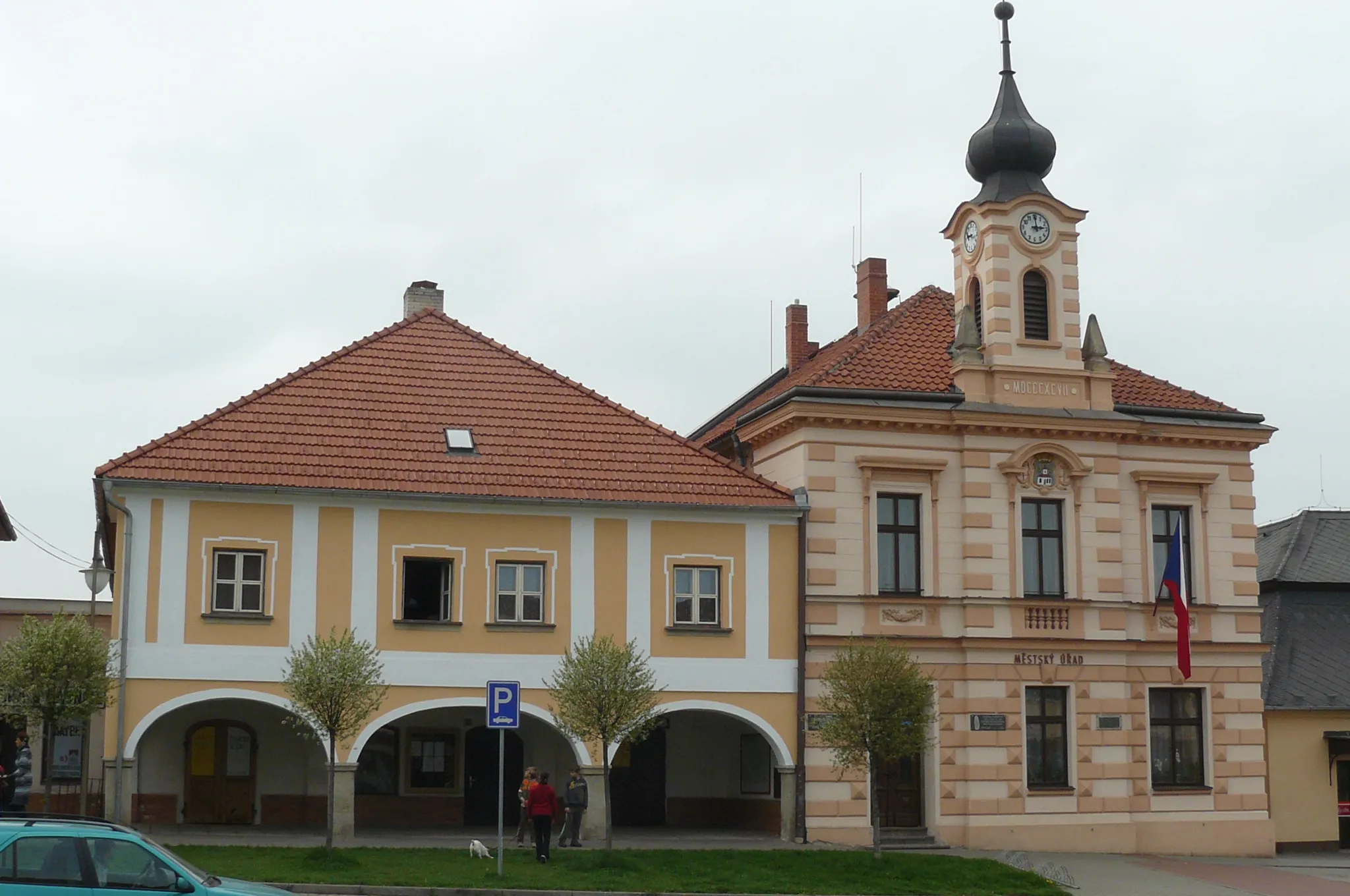 Photo showing: Golčův Jeníkov, rynek miejski.