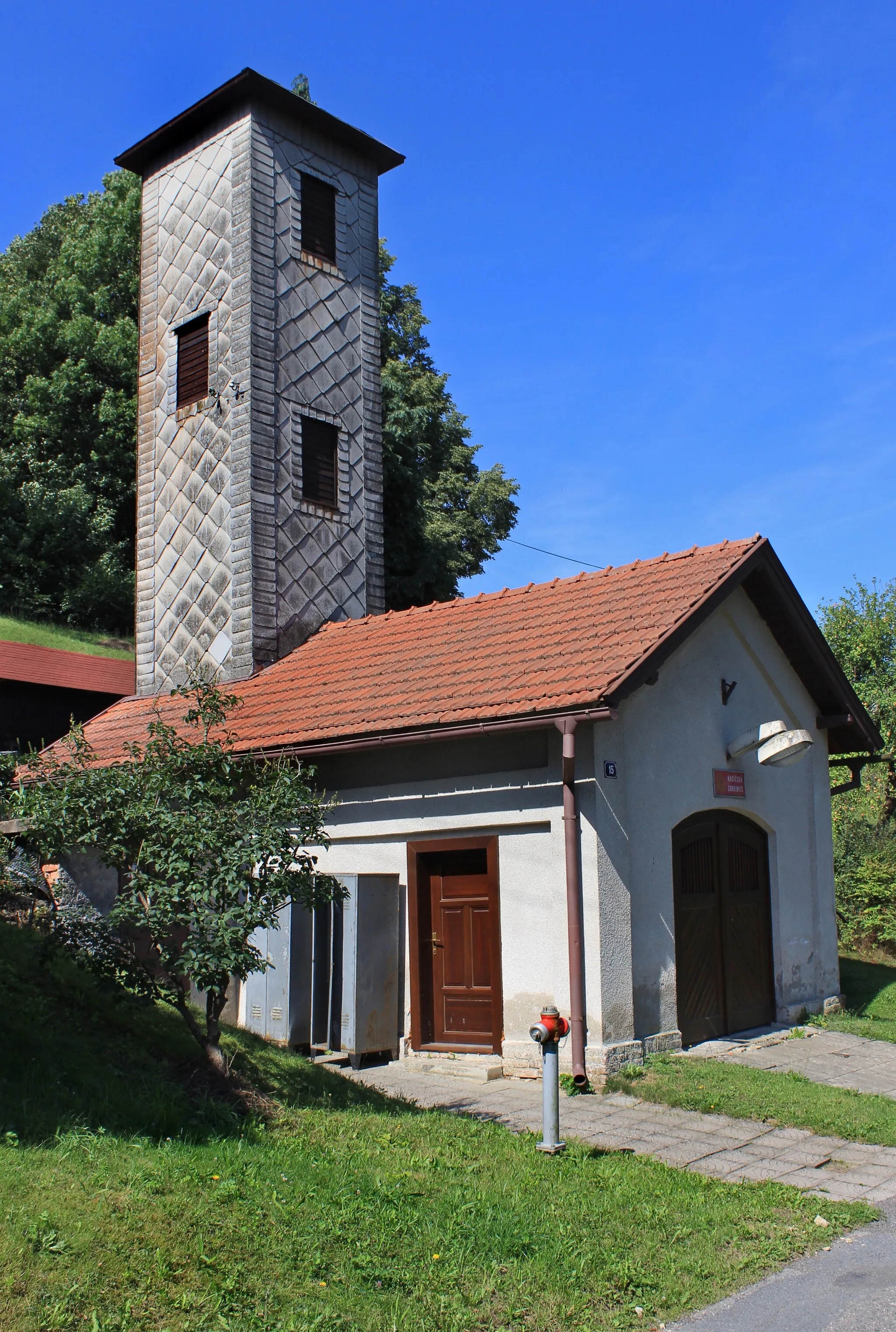 Photo showing: Old fire house in Svinná, part of Česká Třebová, Czech Republic.