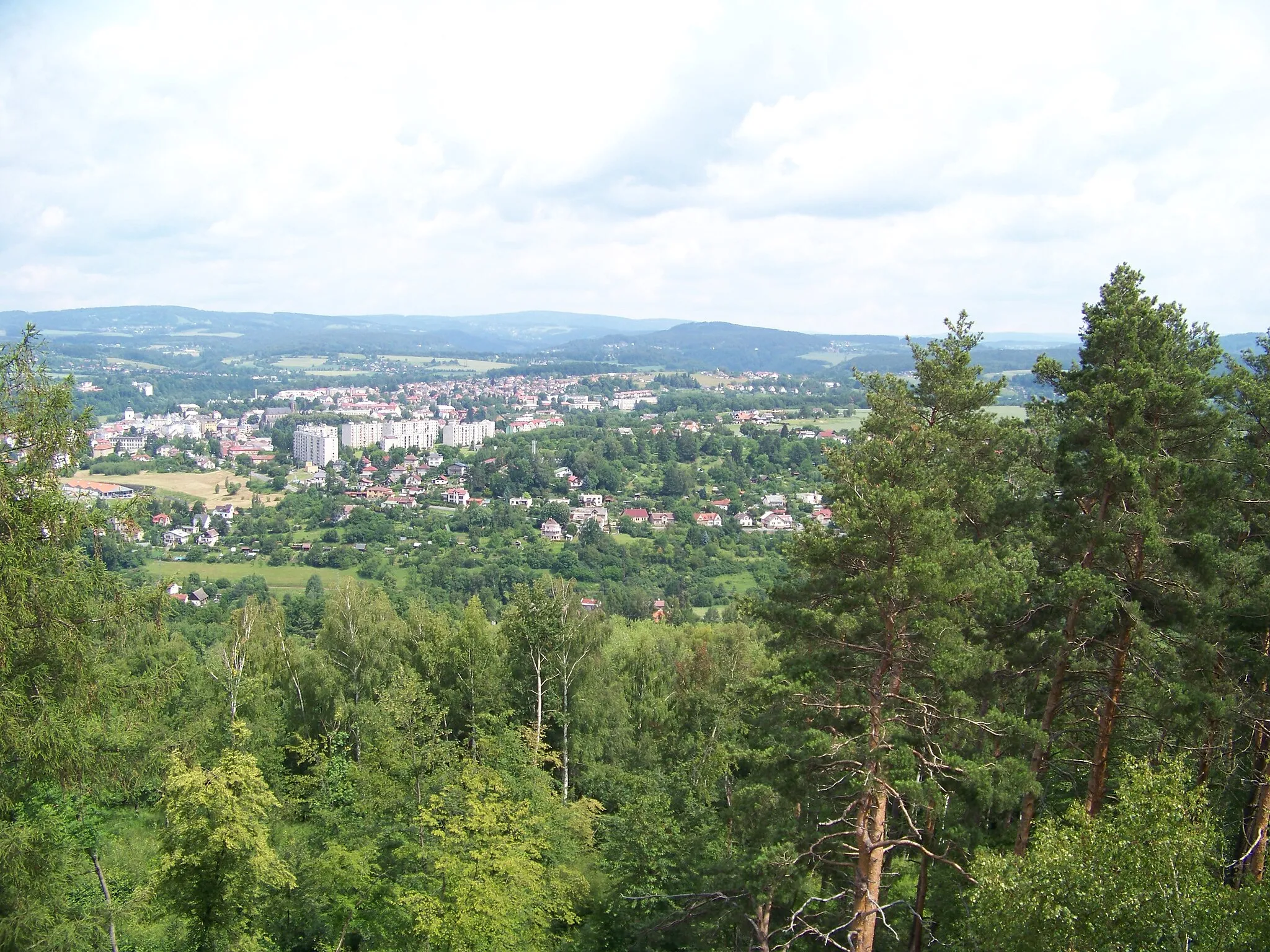 Photo showing: Turnov, Liberec Region, the Czech Republic. View of Turnov from Hlavatice Tower.