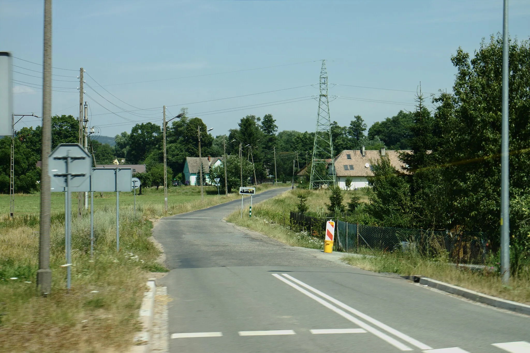 Photo showing: The village of Słone near Polish-Czech border (near the town of Kudowa Zdrój), Lower Silesia, Poland