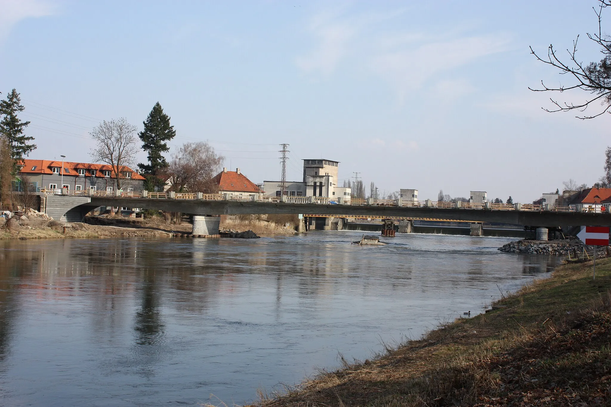 Photo showing: Bridge over Elbe - Labe in Brandýs nad Labem - Stará Boleslav.