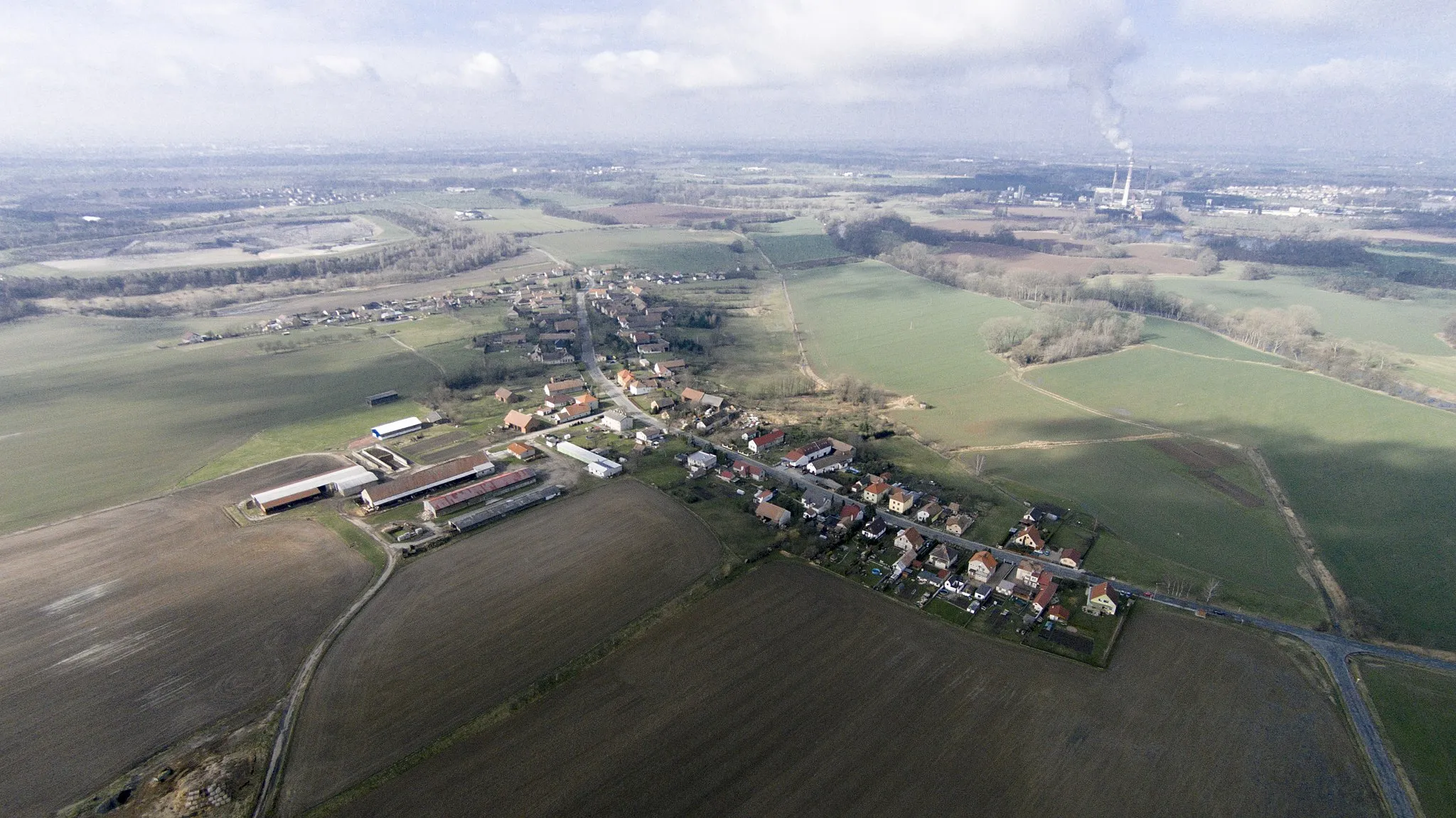 Photo showing: Letecký snímek Bukovina nad Labem (Pardubický kraj)