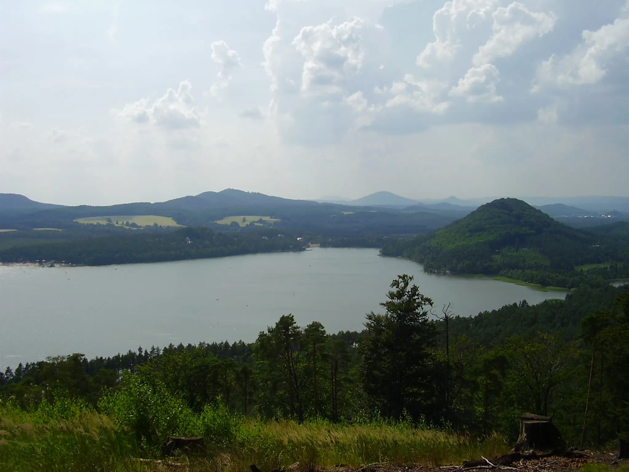 Photo showing: Lake Máchovo jezero