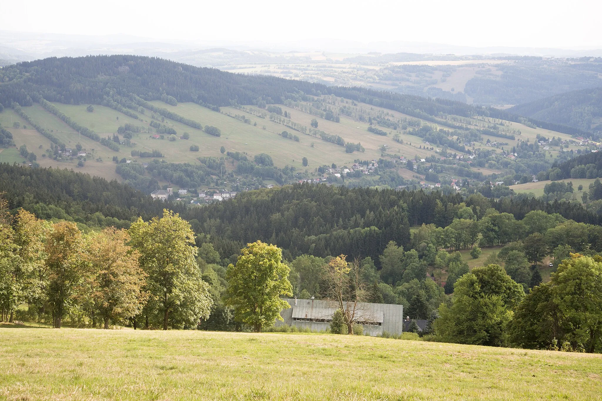 Photo showing: view to Rokytnice nad Jizerou, Studenov, small village, part of city Rokytnice nad Jizerou, district Semily, Liberec region, Czechia