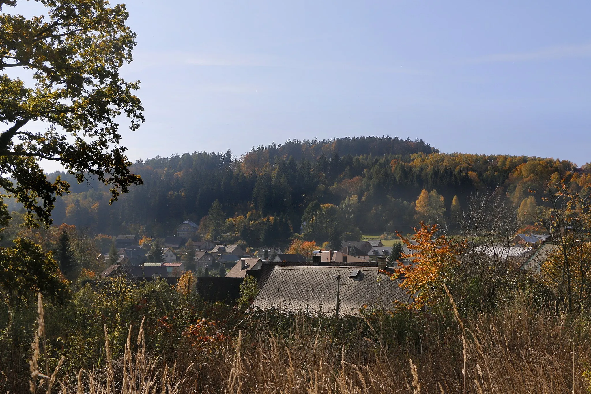 Photo showing: Šibeniční hill near Mladkov, Czech Republic.