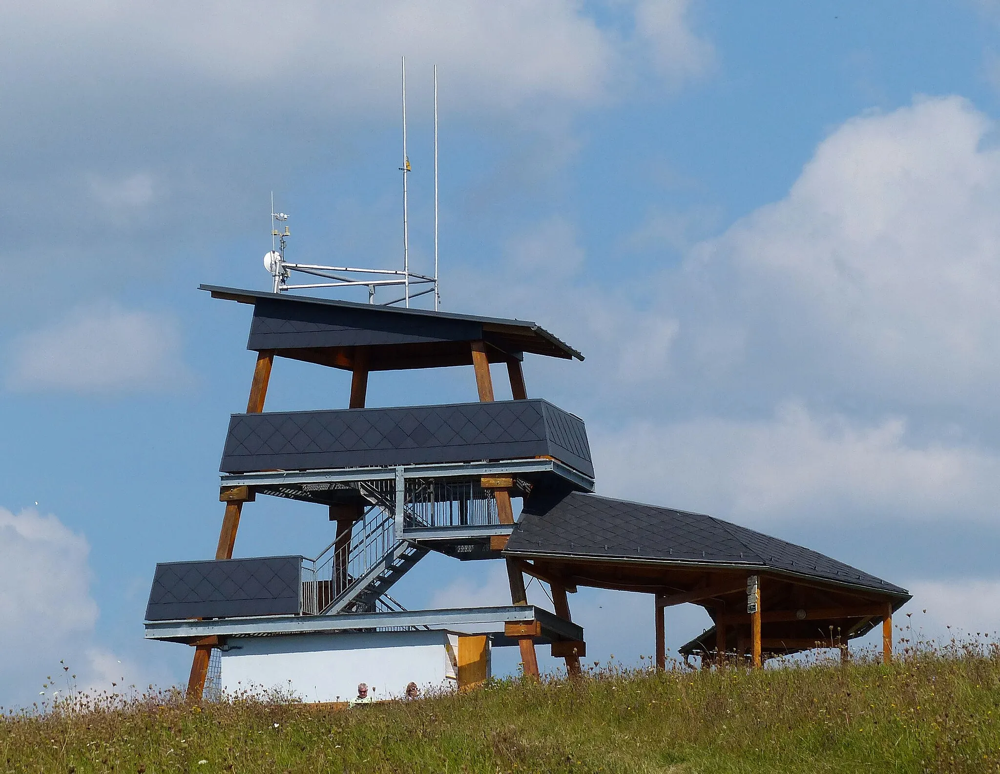 Photo showing: View-tower on the Brusná hill near Bludov, Czechia.