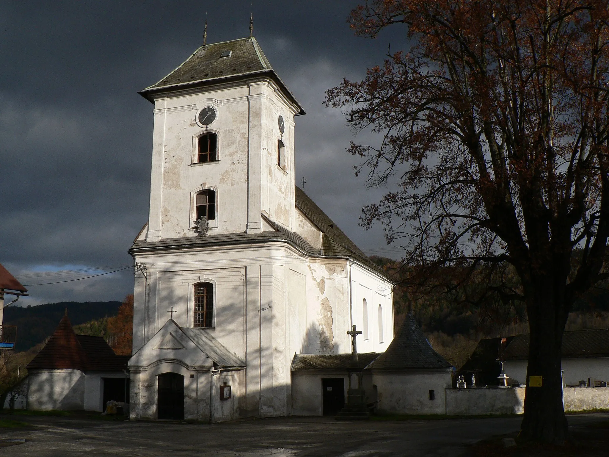 Photo showing: Kostel svatého Jana Křtitele (Raškov)