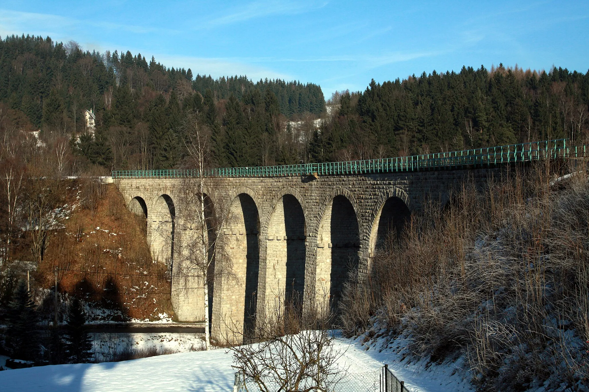 Photo showing: Railway viaduct Smržovka in Smržovka, Jablonec nad Nisou District, Czech Republic