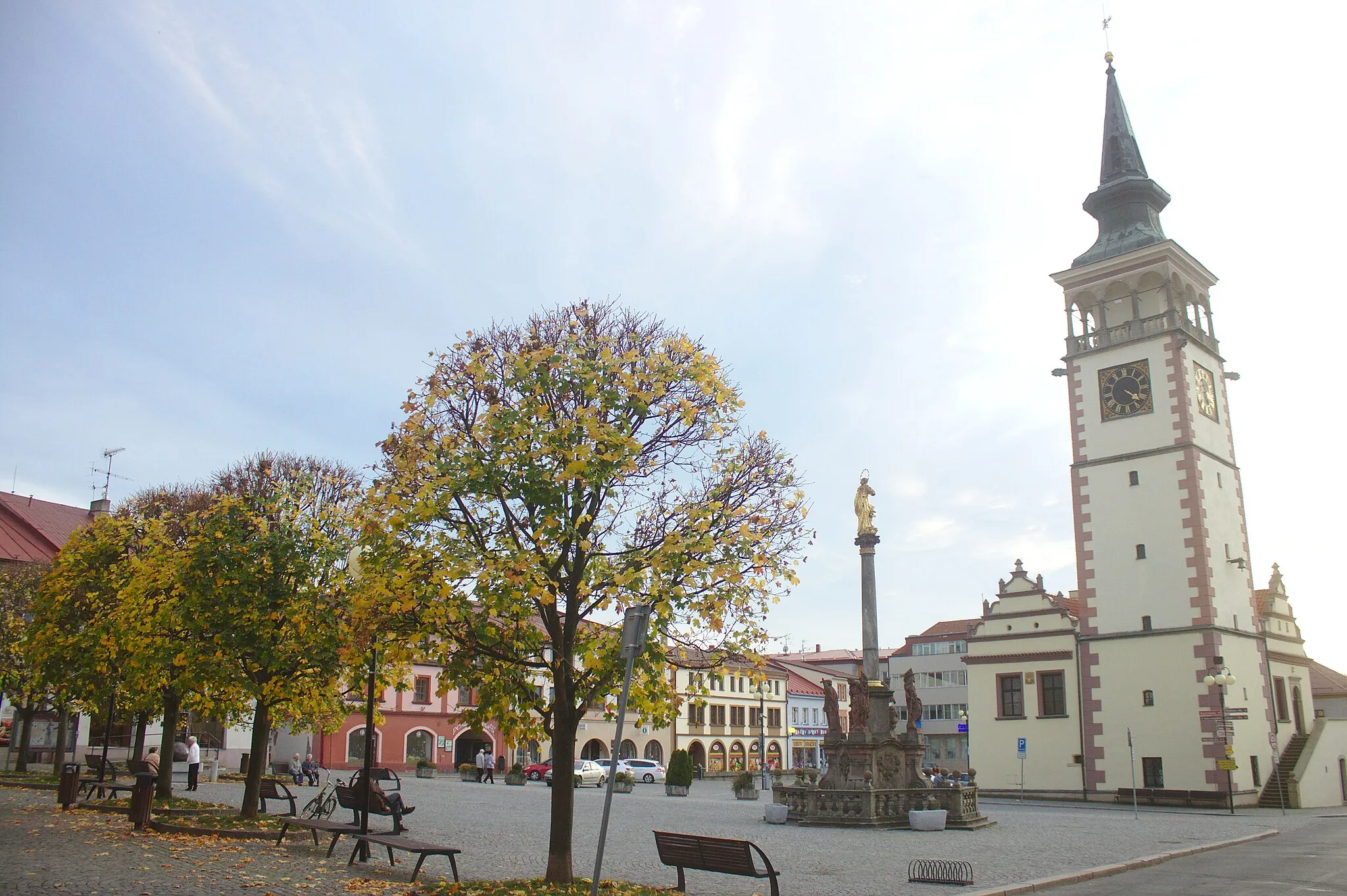 Photo showing: Náměstí v Dobrušce v Královéhradeckém kraji