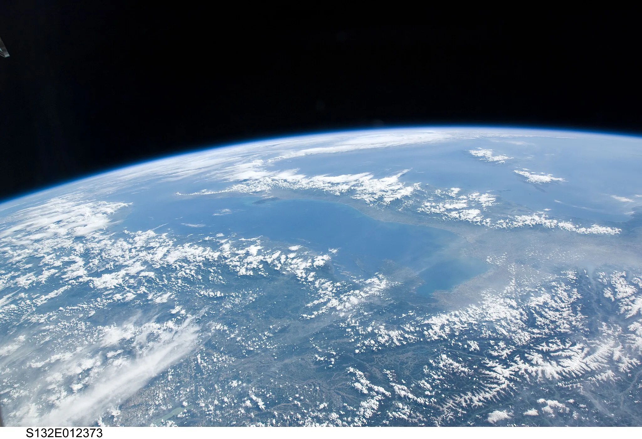 Photo showing: View of Earth from STS-132