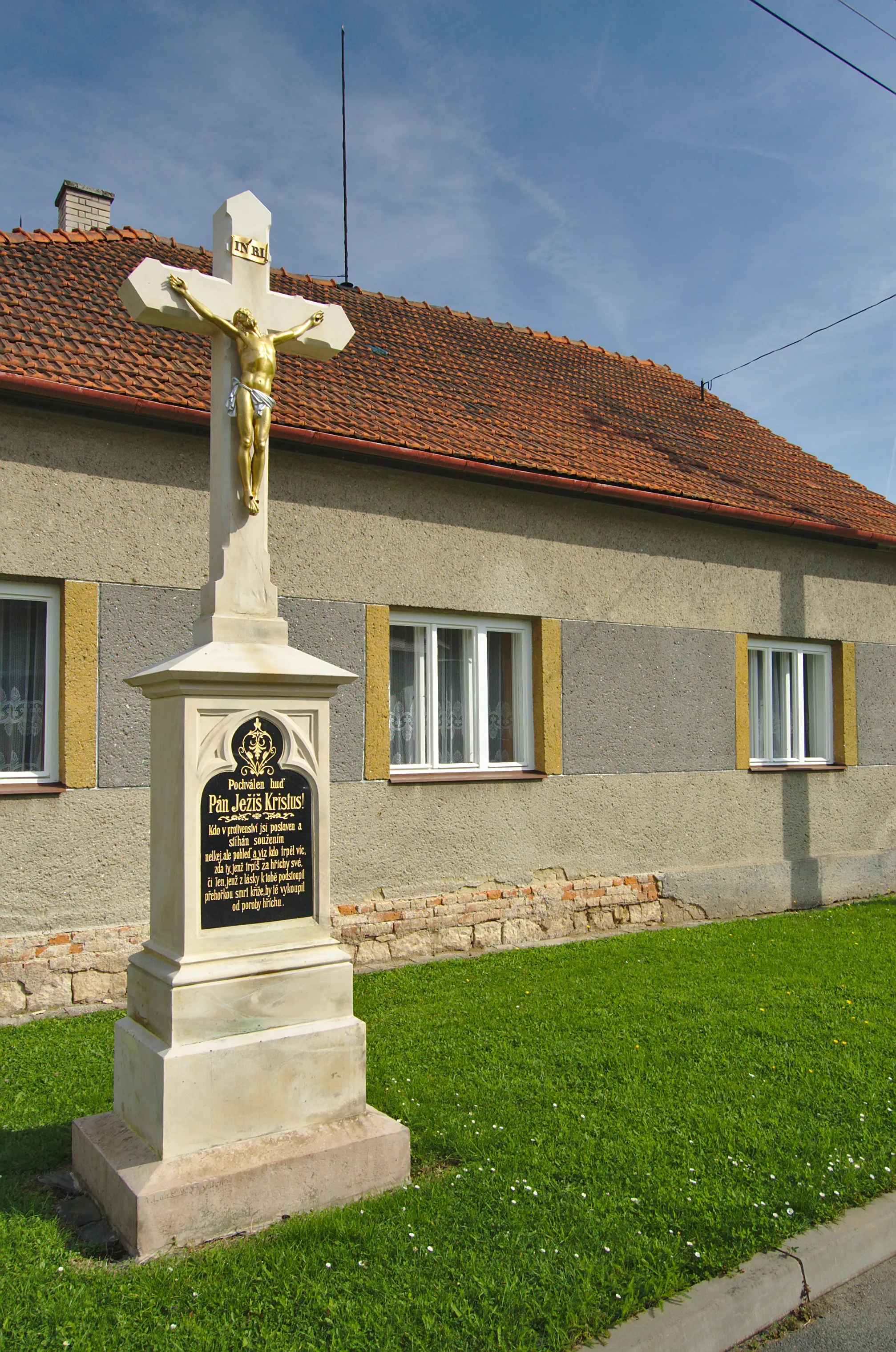 Photo showing: Kříž u hlavní silnice, Úsobrno, okres Blansko