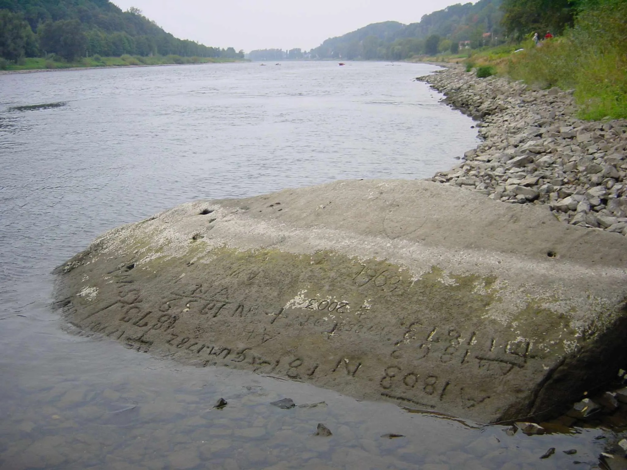 Photo showing: Hungerstein in der Elbe, Pirna-Oberposta