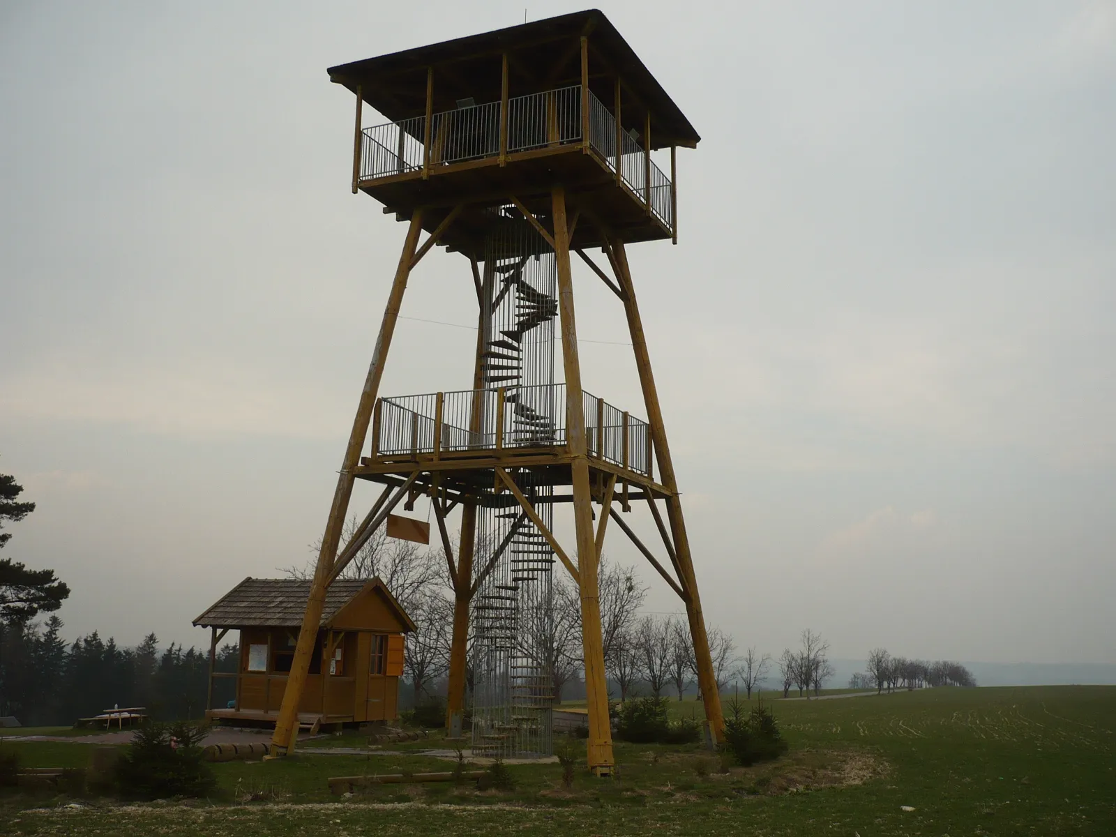 Photo showing: Toulovcova Observing tower near Budislav