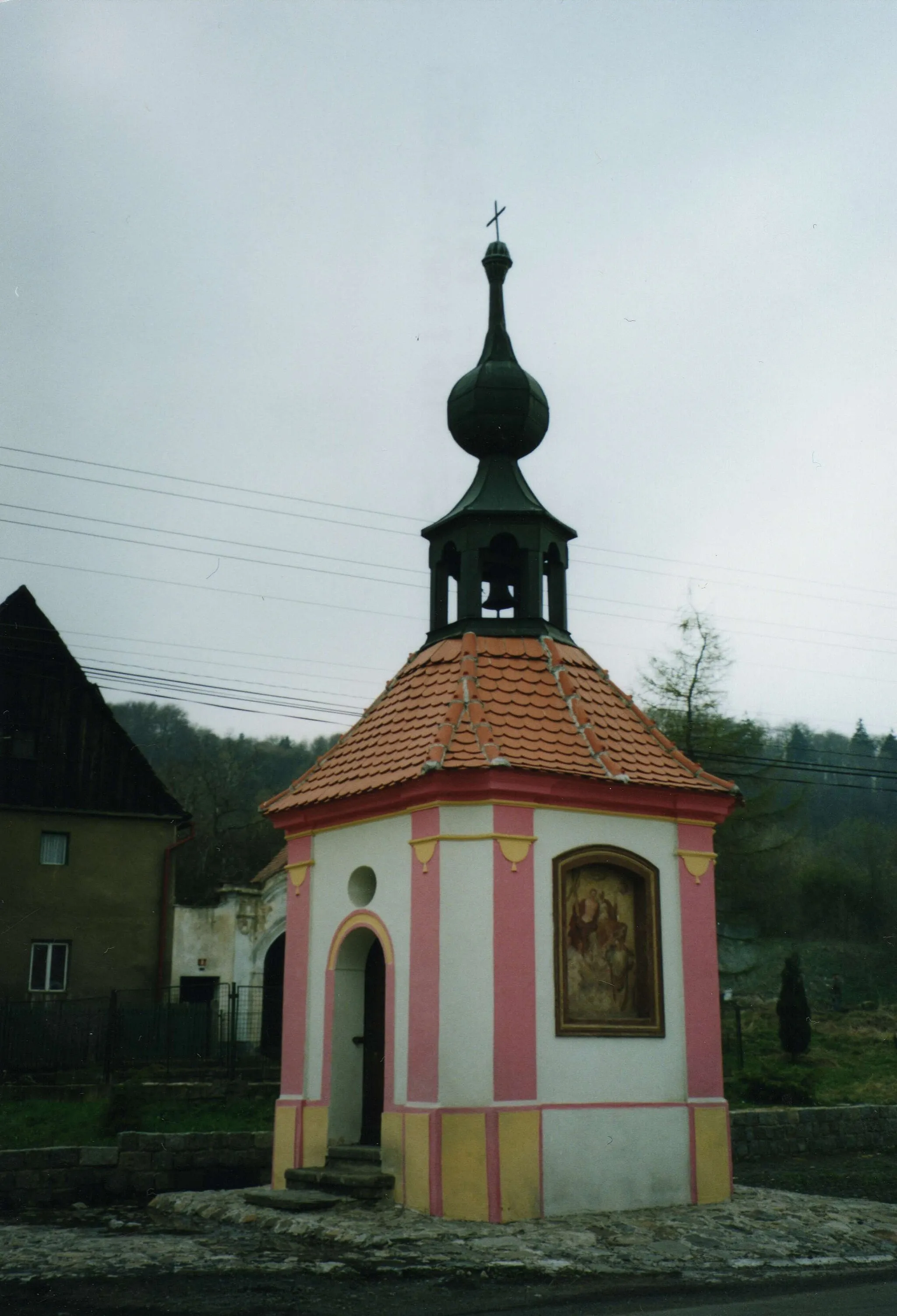 Photo showing: Saint Anthony chapel in Lelov, Žalany, Teplice District, Ústí nad Labem Region, Czech Republic.