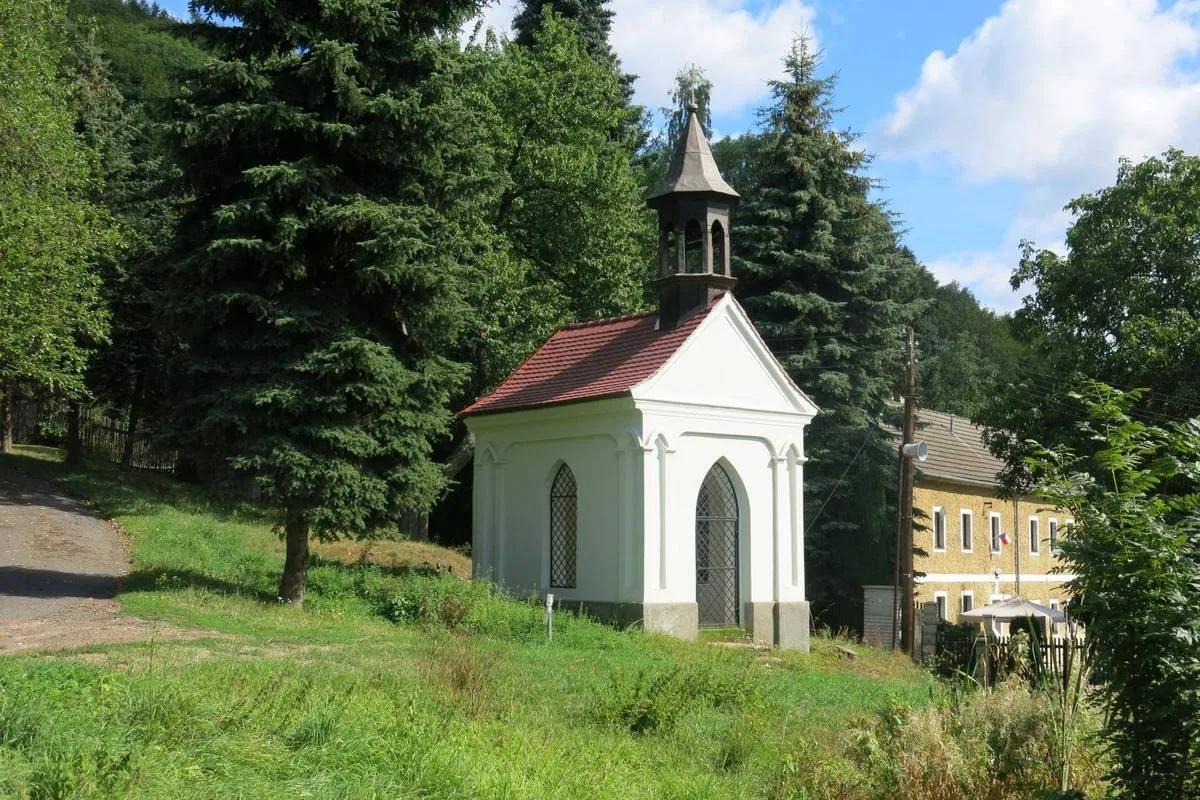 Photo showing: Chapel in Telnice in Ústí nad Labem District – entry no. 22955.