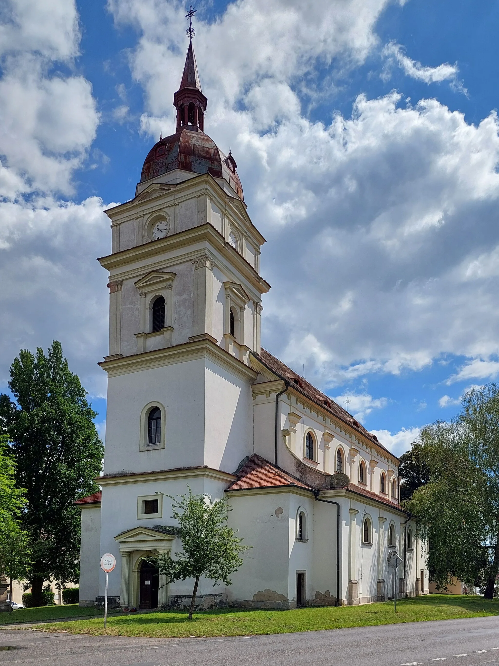 Photo showing: Kostel Narození Panny Marie v Chabařovicích