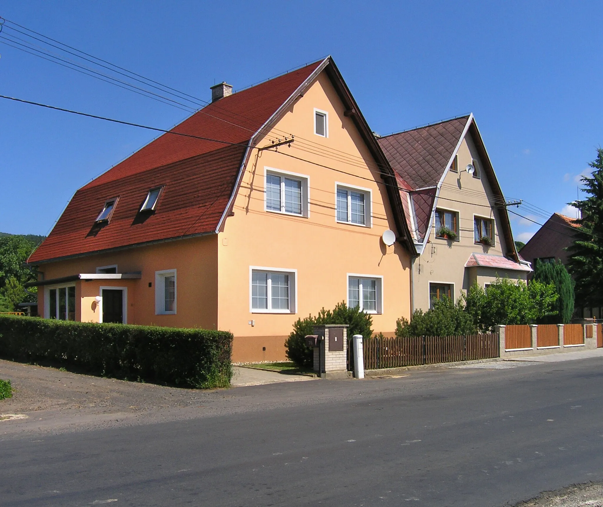 Photo showing: Stará Střelná street in Střelná, part of Košťany town, Czech Republic