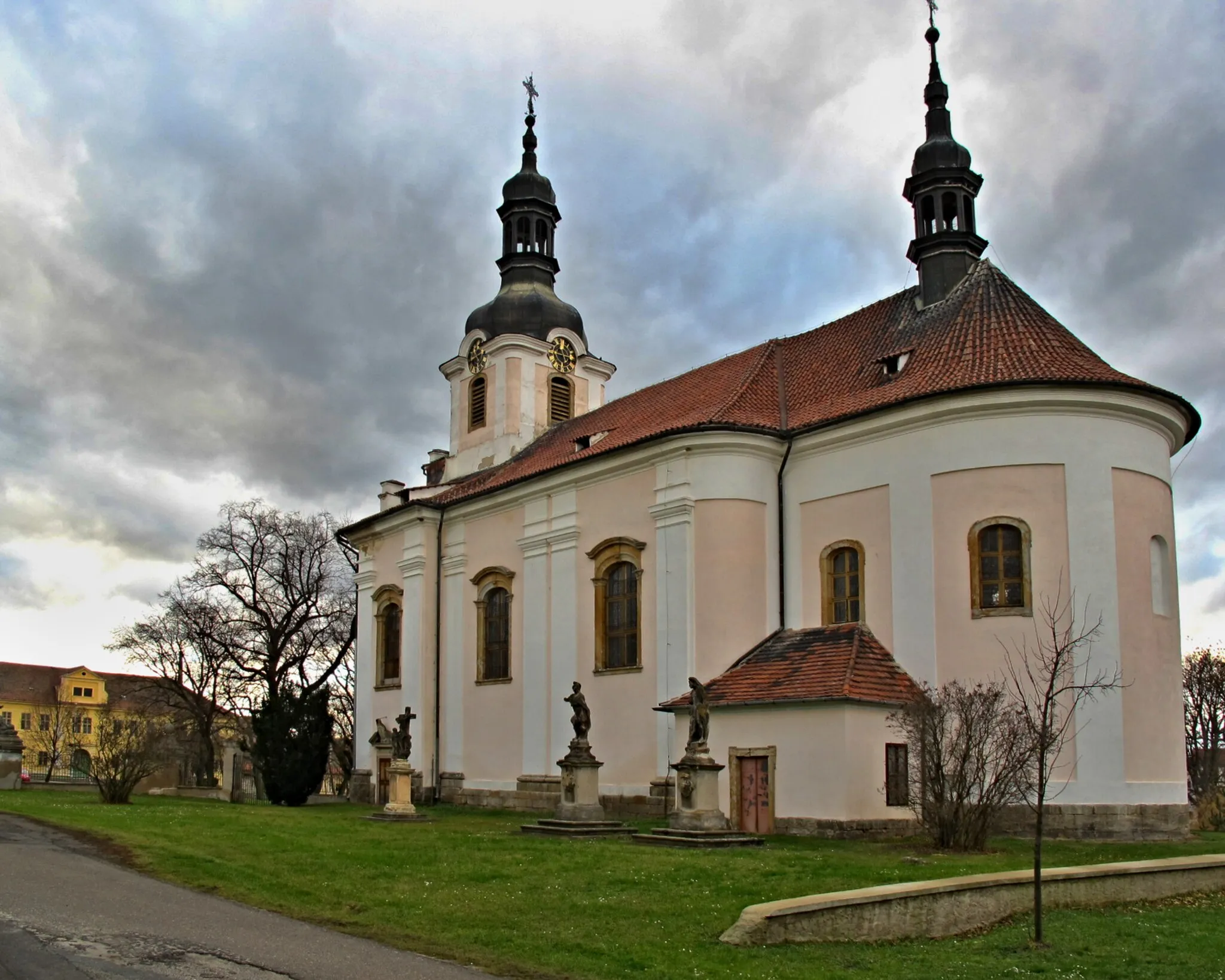 Photo showing: The Church of St James in Cítoliby (Czech Republic)