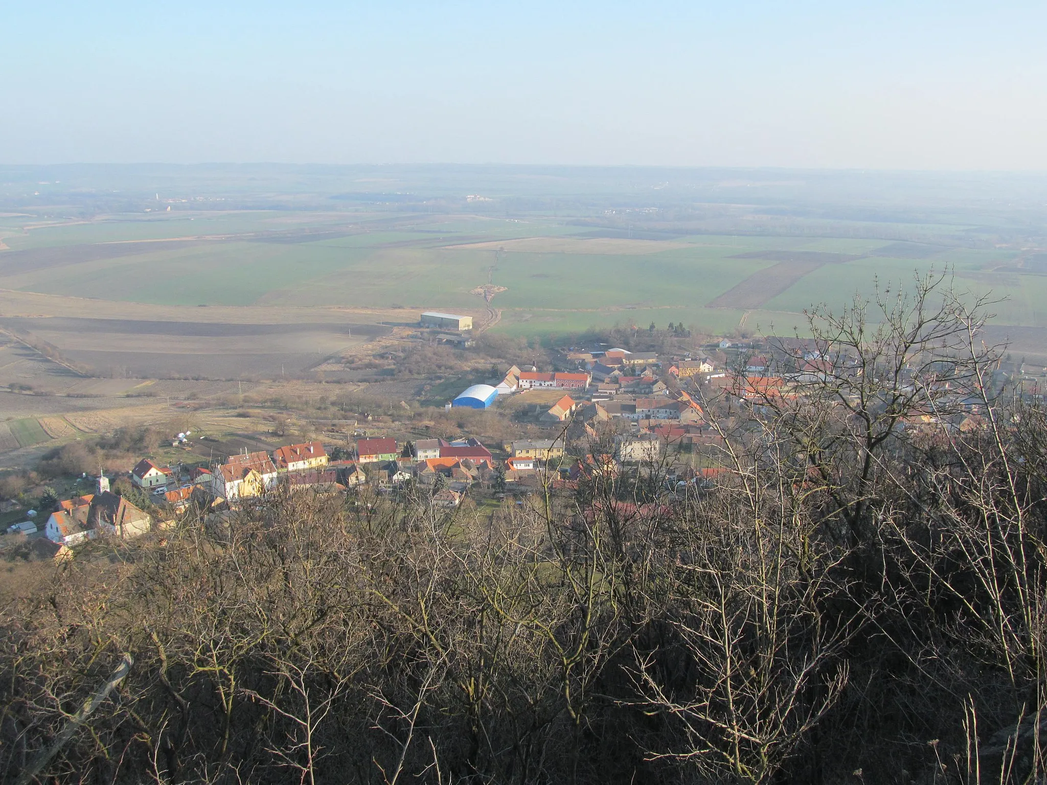 Photo showing: Chožov from top of Chožov hill